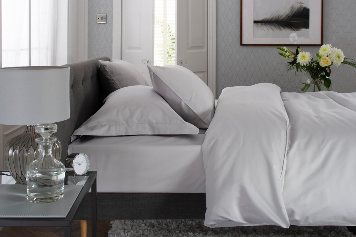 Peninsula Pillowcase Platinum