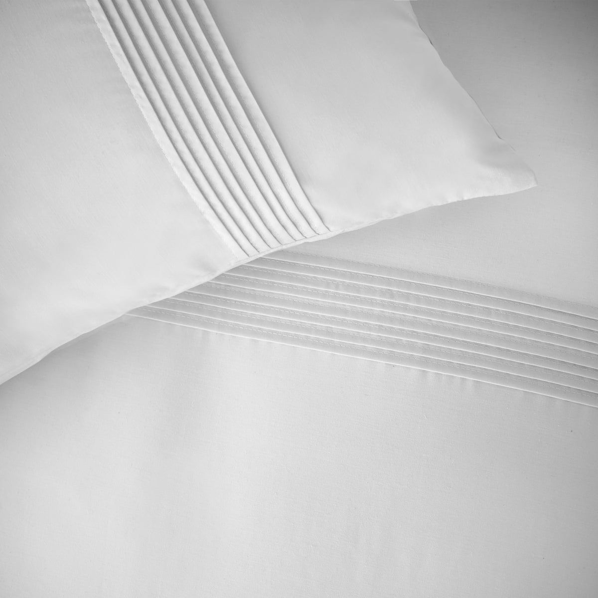 Catherine Lansfield Pintuck Easy Iron Percale Duvet Cover Bedding Set White