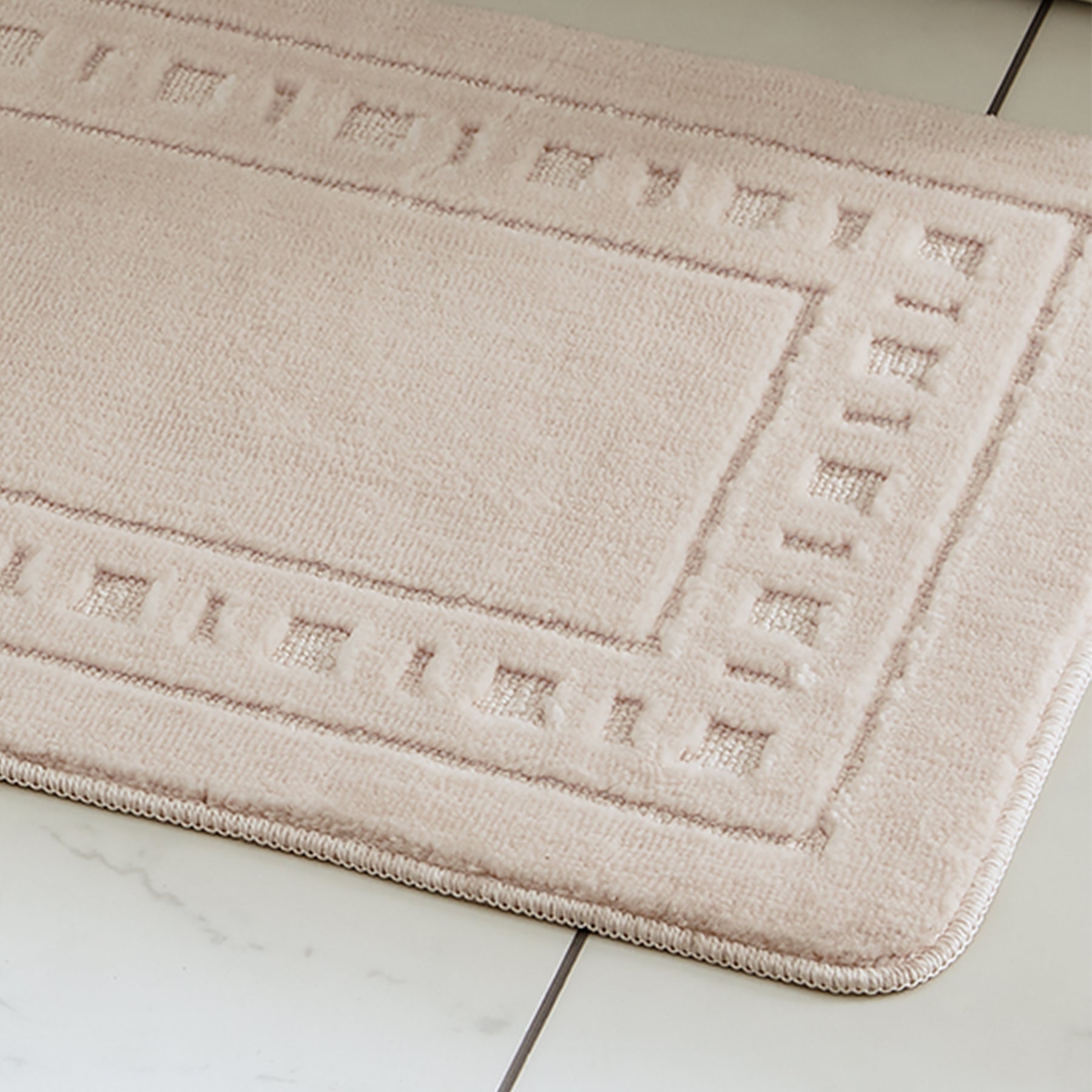 Catherine Lansfield Armoni Bath Mat and Pedestal Mat Cream