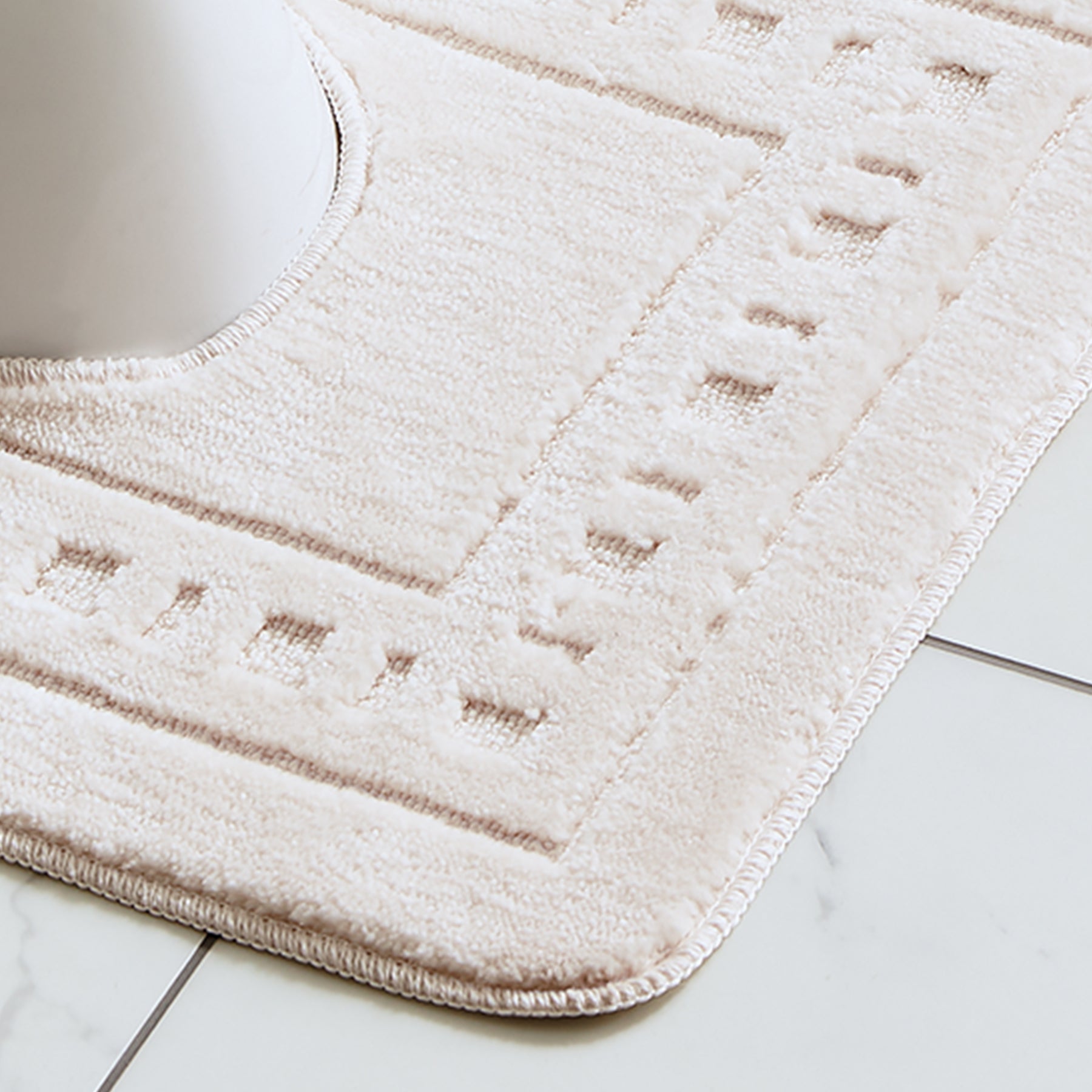 Catherine Lansfield Armoni Bath Mat and Pedestal Mat Cream