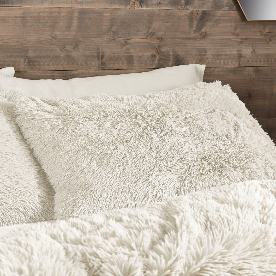 Catherine Lansfield Cuddly Deep Pile Faux Fur Duvet Cover Bedding Set Cream