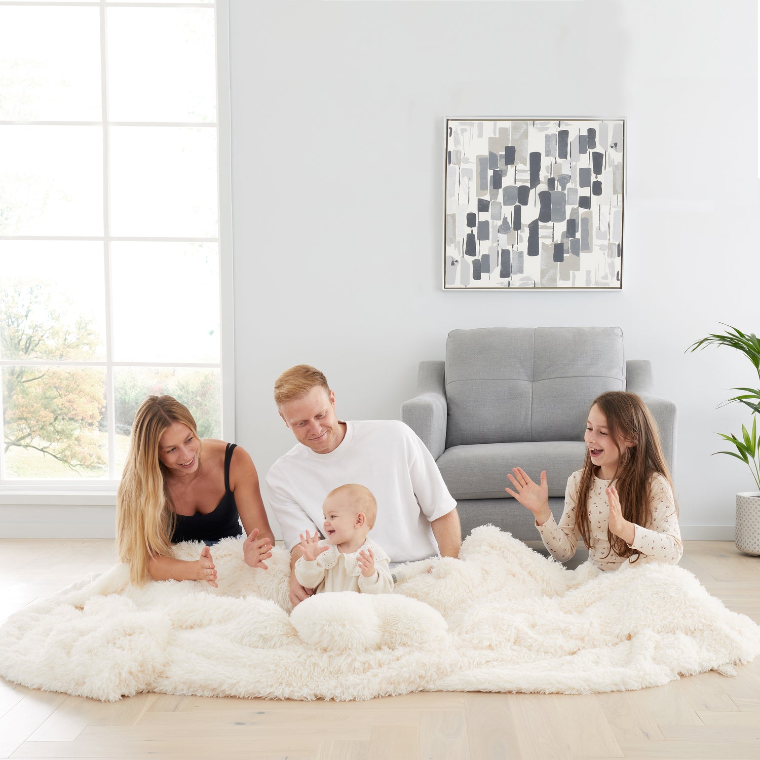 Catherine Lansfield Cuddly Faux Fur 245cmx280cm Throw Cream