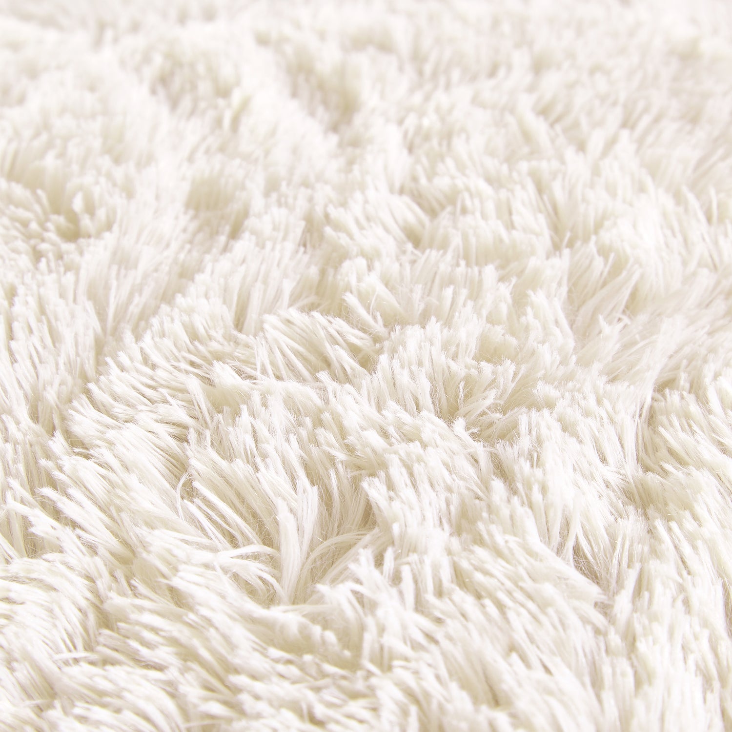 Catherine Lansfield Cuddly Faux Fur 245cmx280cm Throw Cream