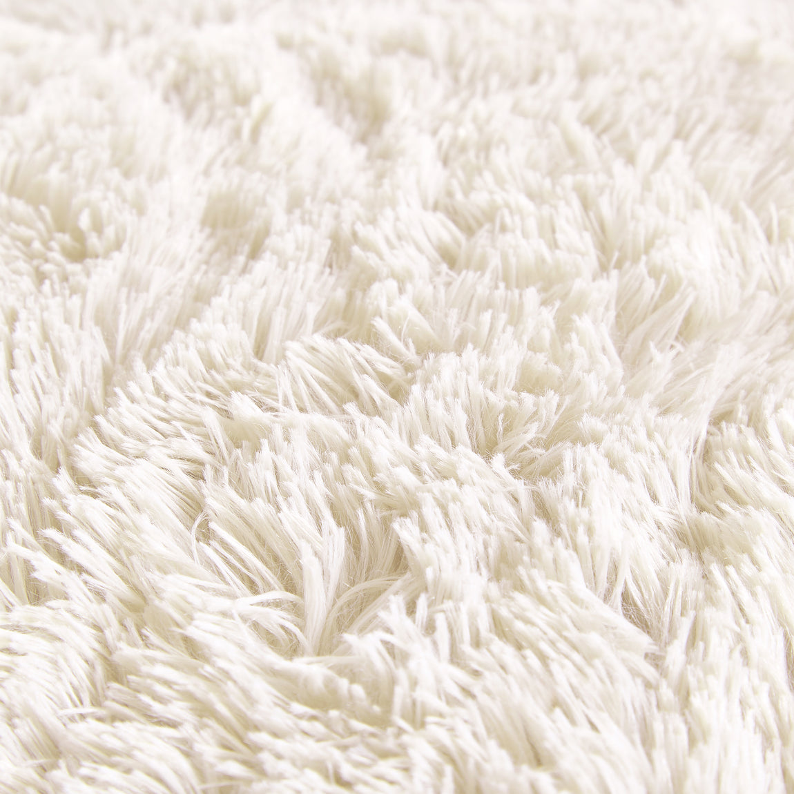 Catherine Lansfield Cuddly Faux Fur 245cmx280cm Throw Cream