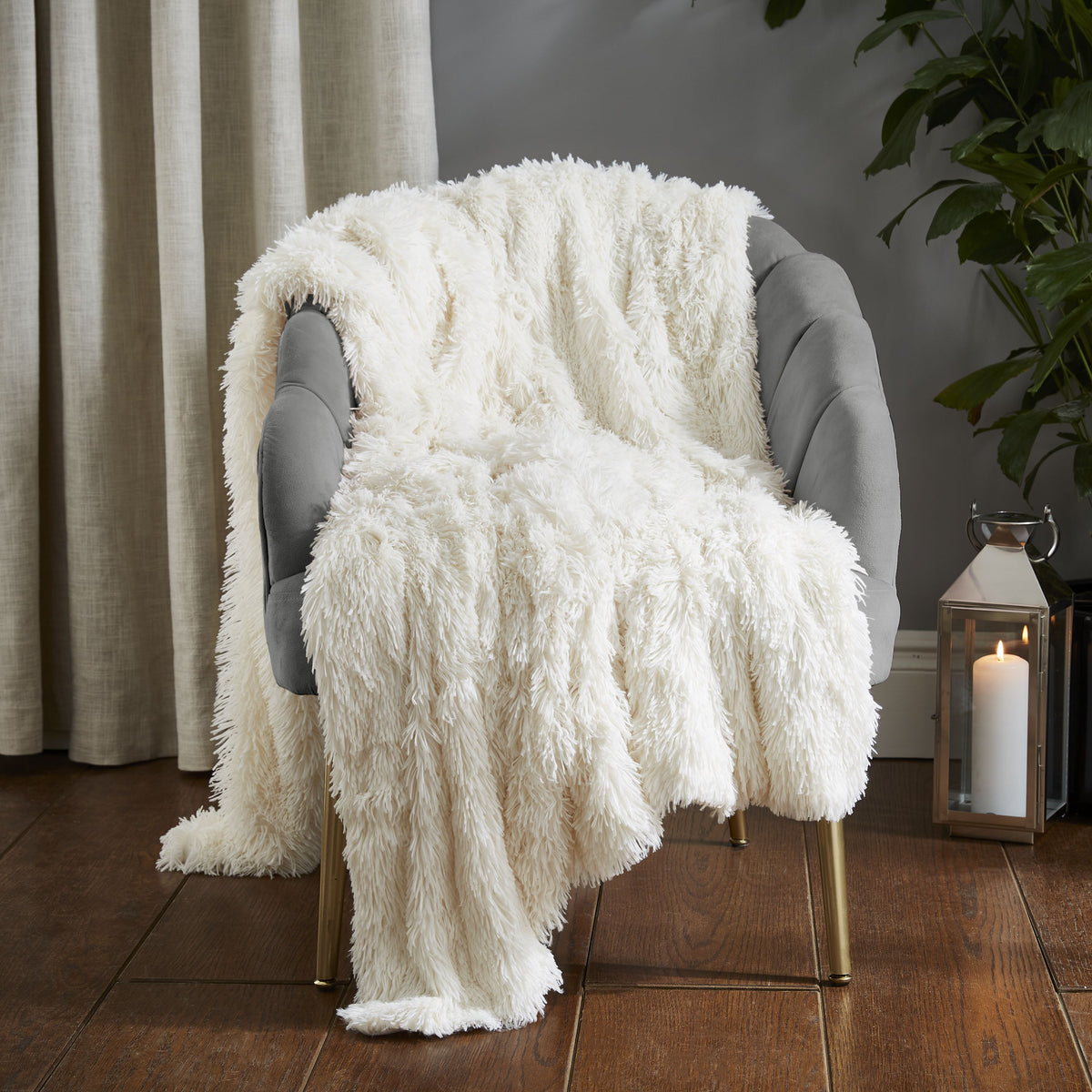 Catherine Lansfield Cuddly 150cmx200cm Throw Cream