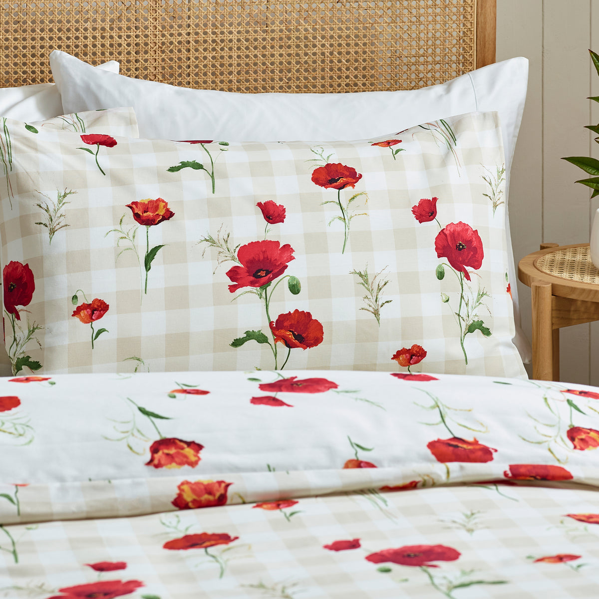 Catherine Lansfield Poppy Duvet Cover Bedding Set Red