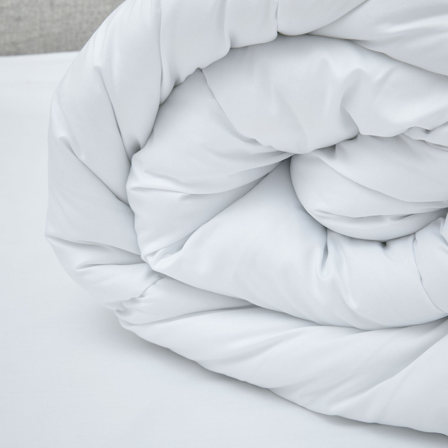 Catherine Lansfield So Soft 15 Tog Duvet White