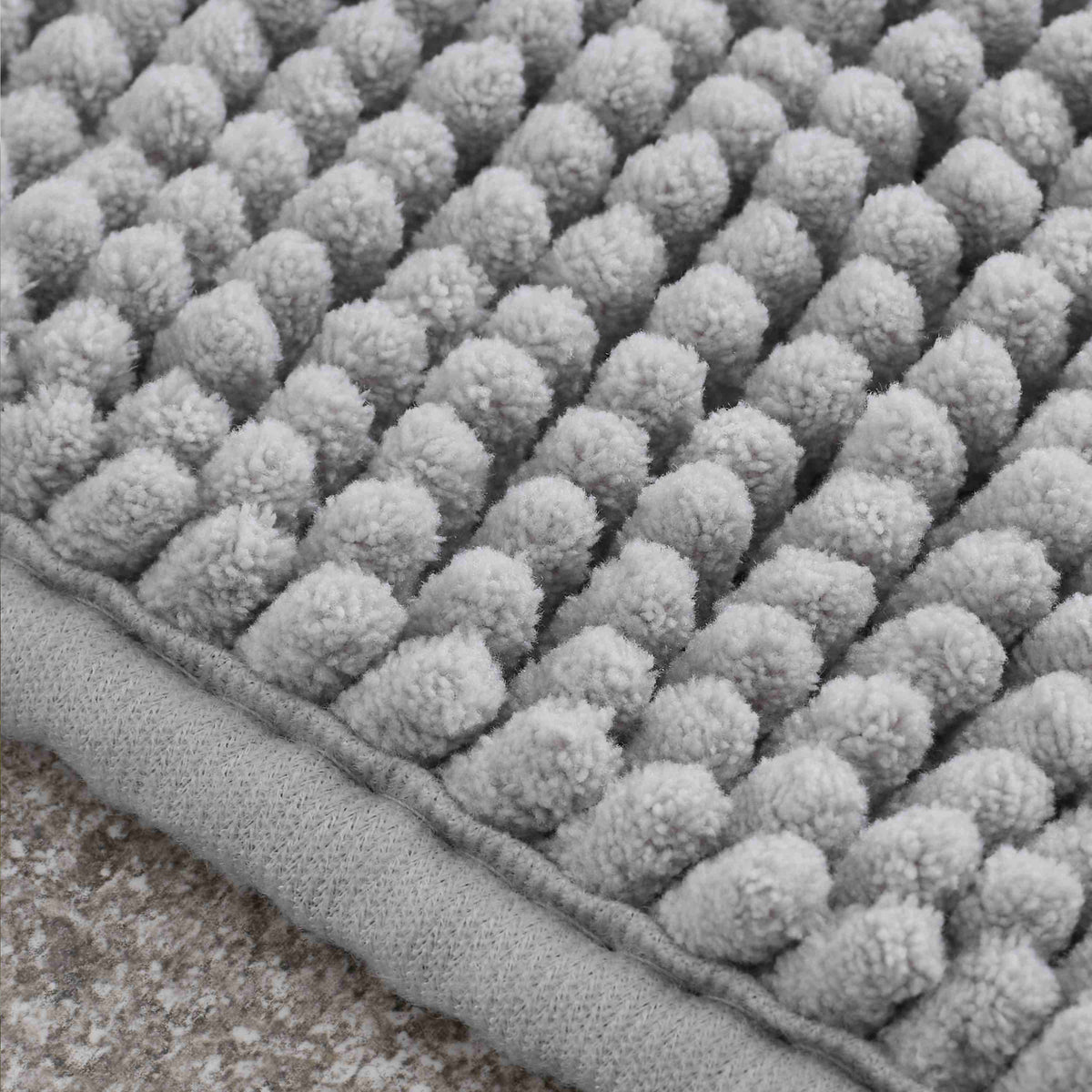 Catherine Lansfield Bobble 50cm x 120cm Runner Bath Mat Silver