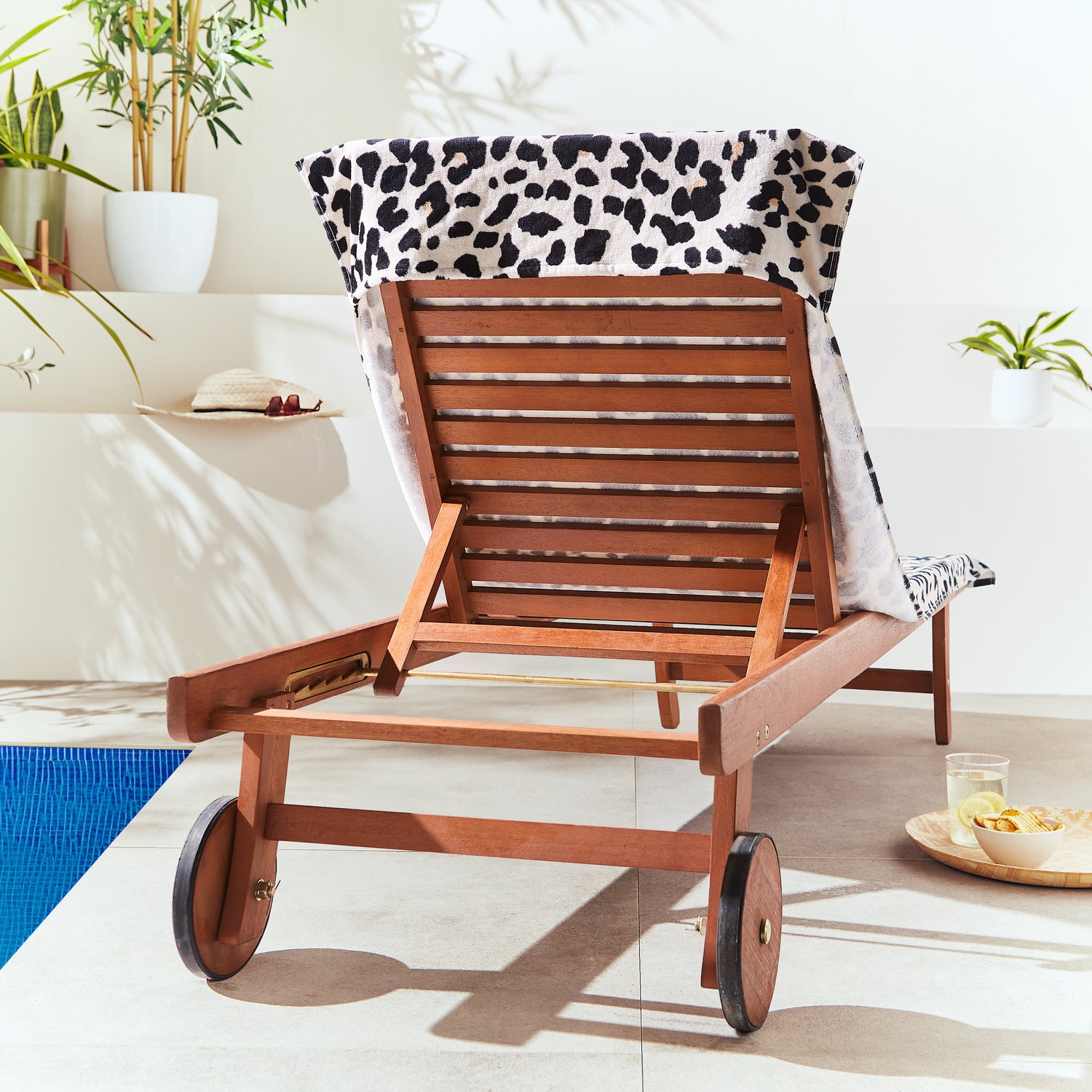 Catherine Lansfield Leopard Absorbent Beach Towel Natural