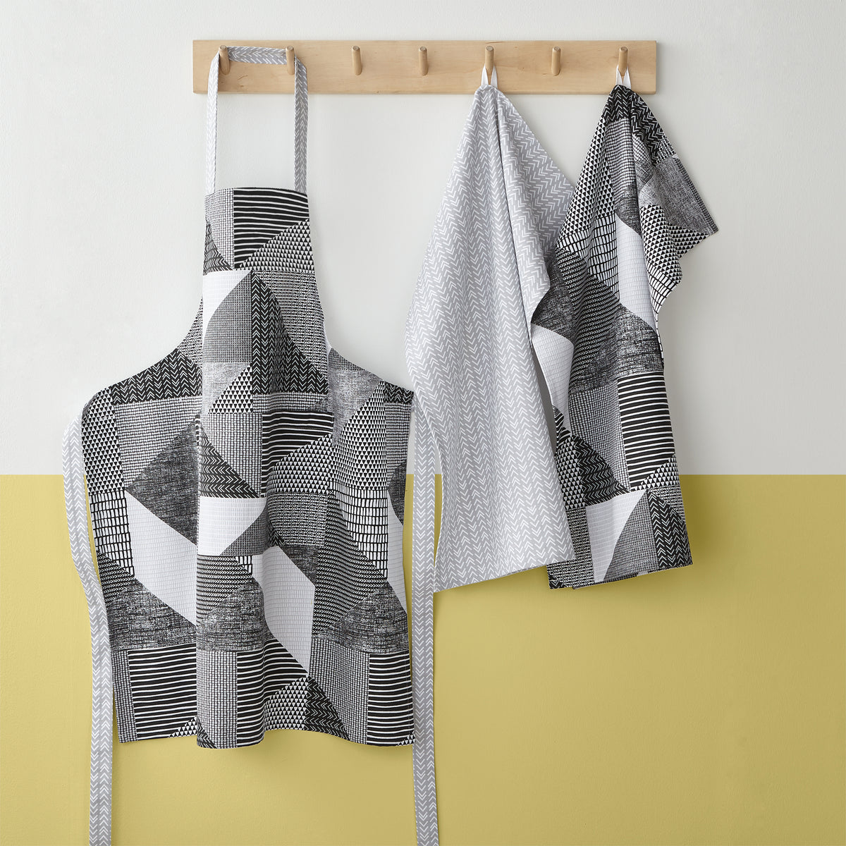 Catherine Lansfield Larsson Geo Apron Grey