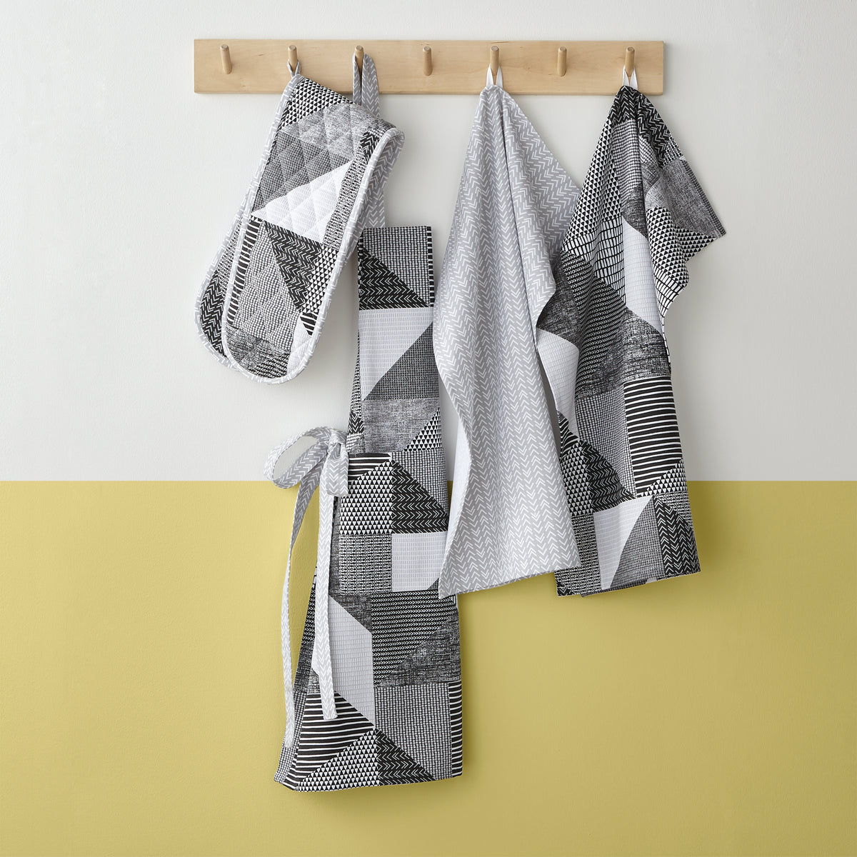 Catherine Lansfield Larsson Geo Apron Grey