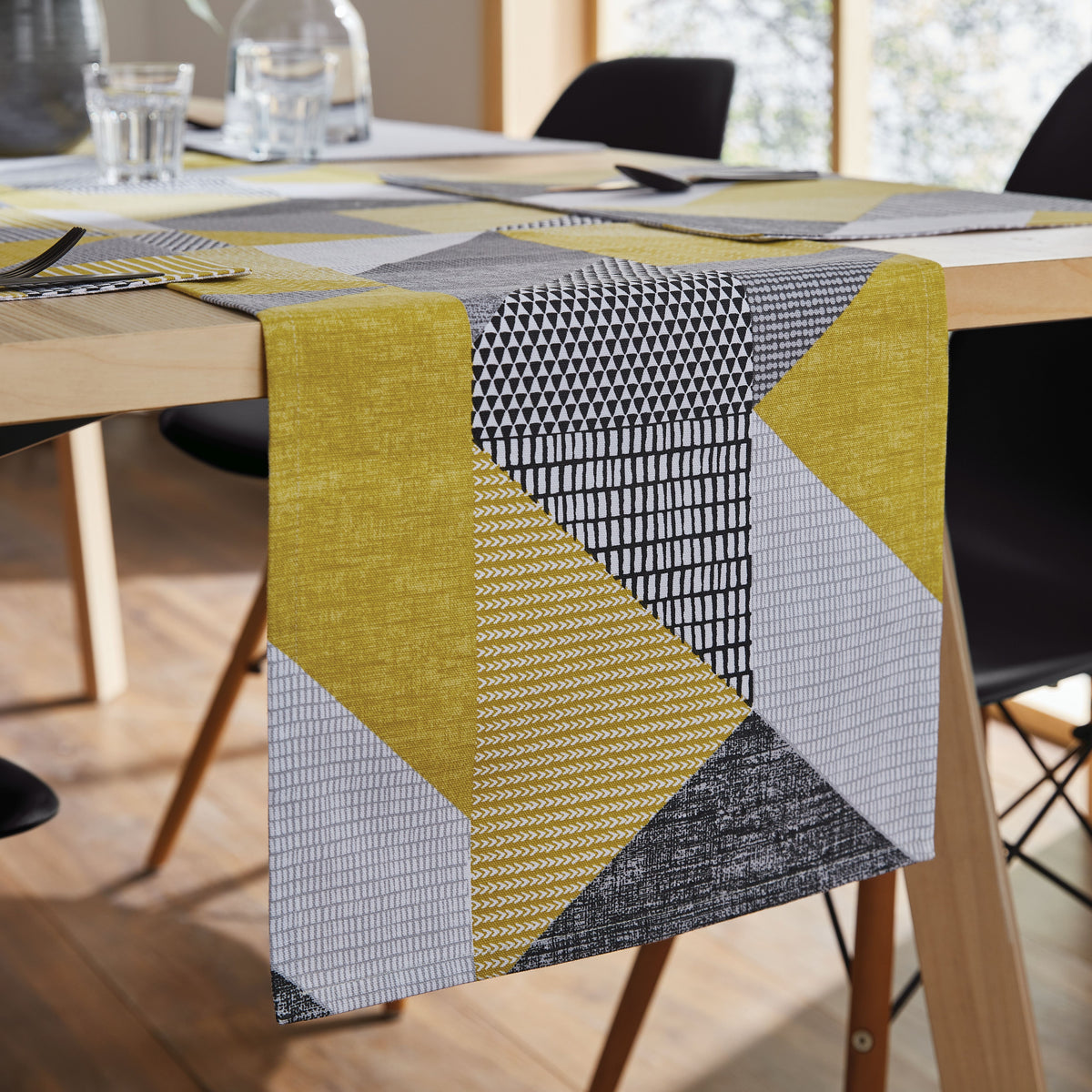 Catherine Lansfield Larsson Geo 33cm x 220cm Runner Ochre