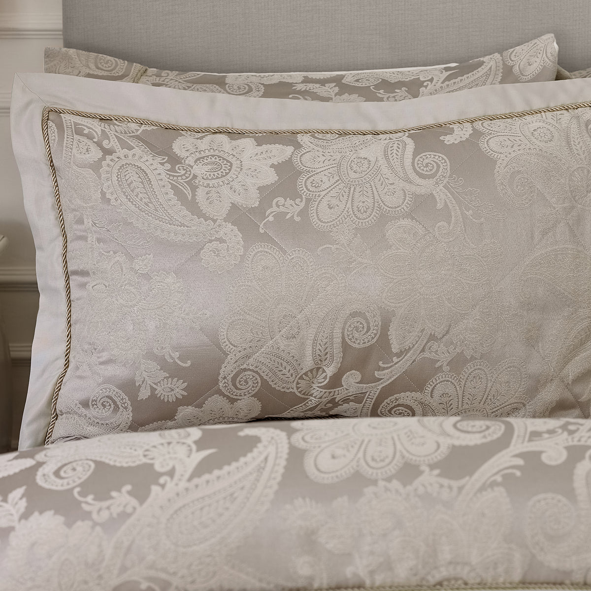 Catherine Lansfield Opulent Jacquard Pillow Protector Champagne