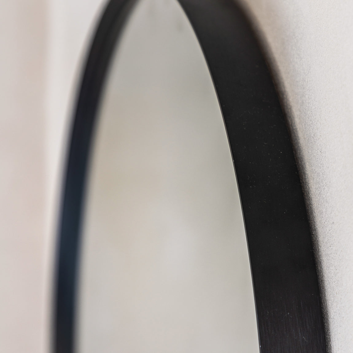 Holworth 60cm x 60cm Round Mirror Black