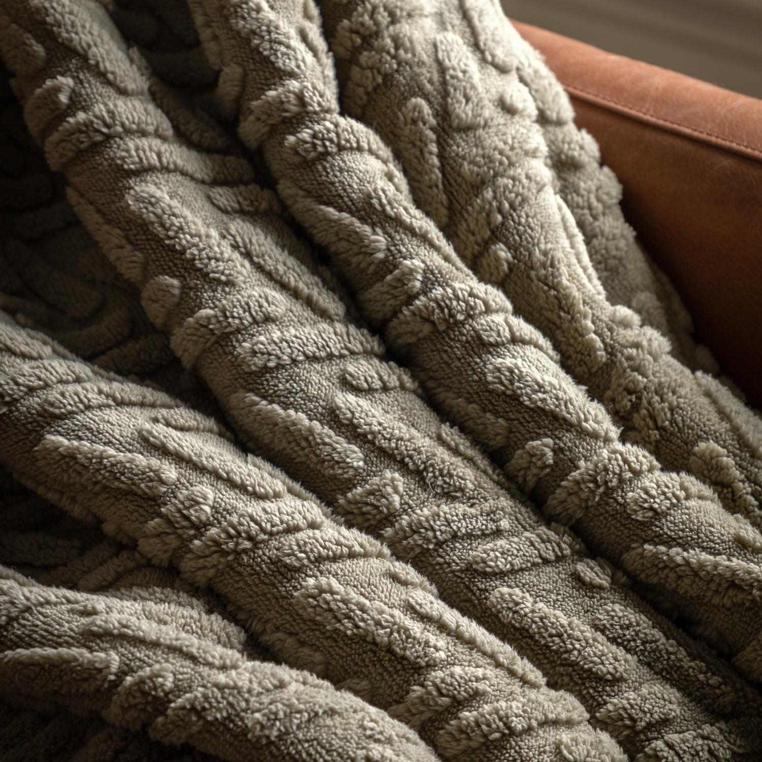 Herringbone 140cm x 180cm Sherpa Throw Sage