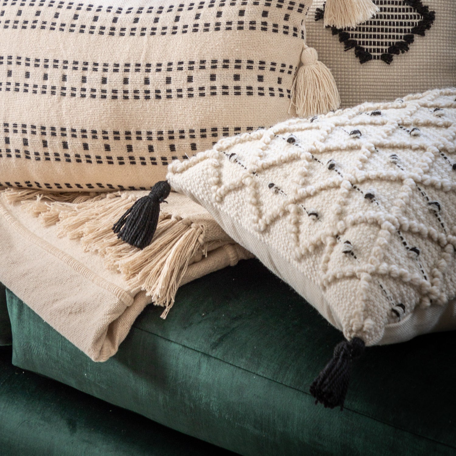 Tilyar 45cm x 45cm Filled Cushion Natural Black