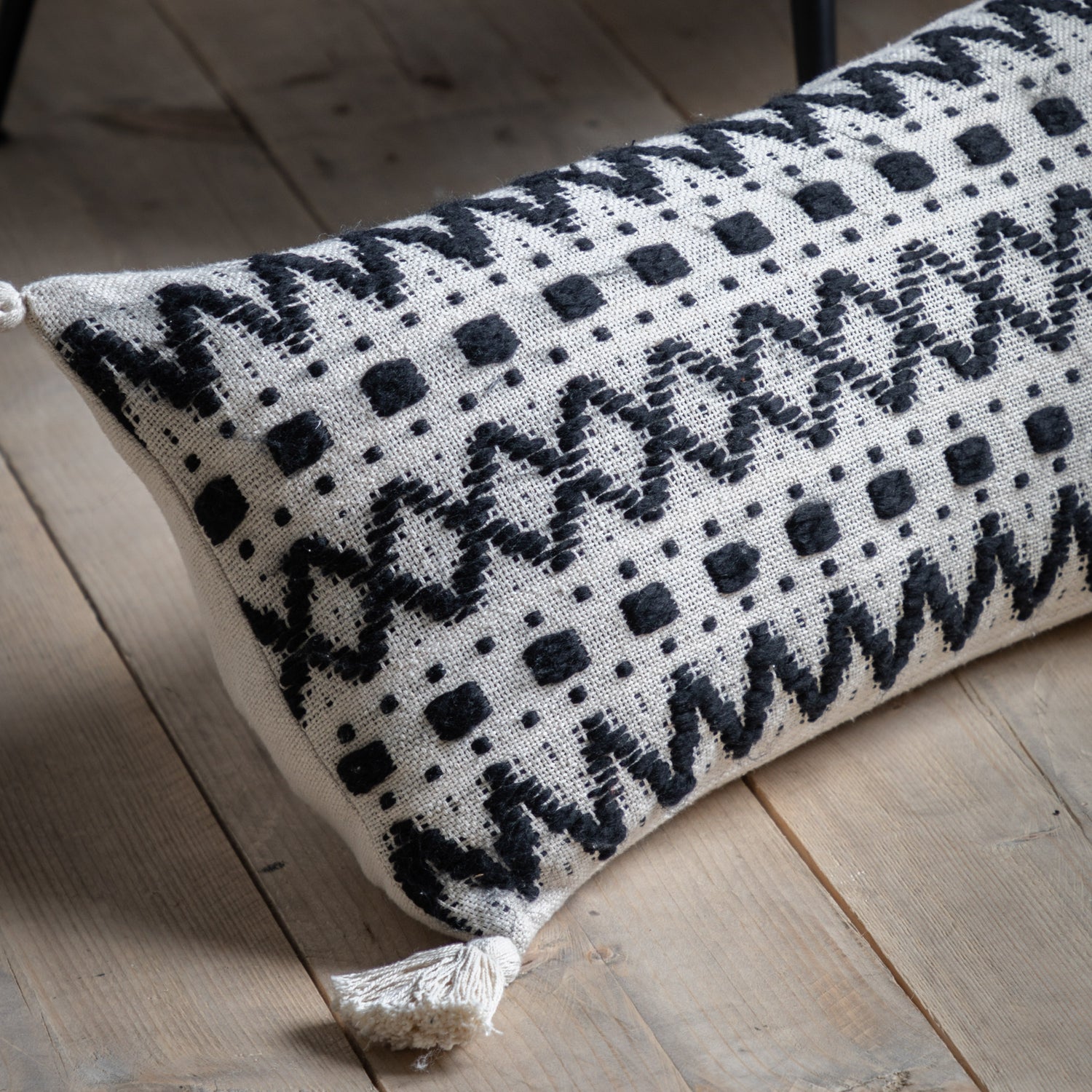 Tufted 35cm x 90cm Filled Boudoir Black Cream