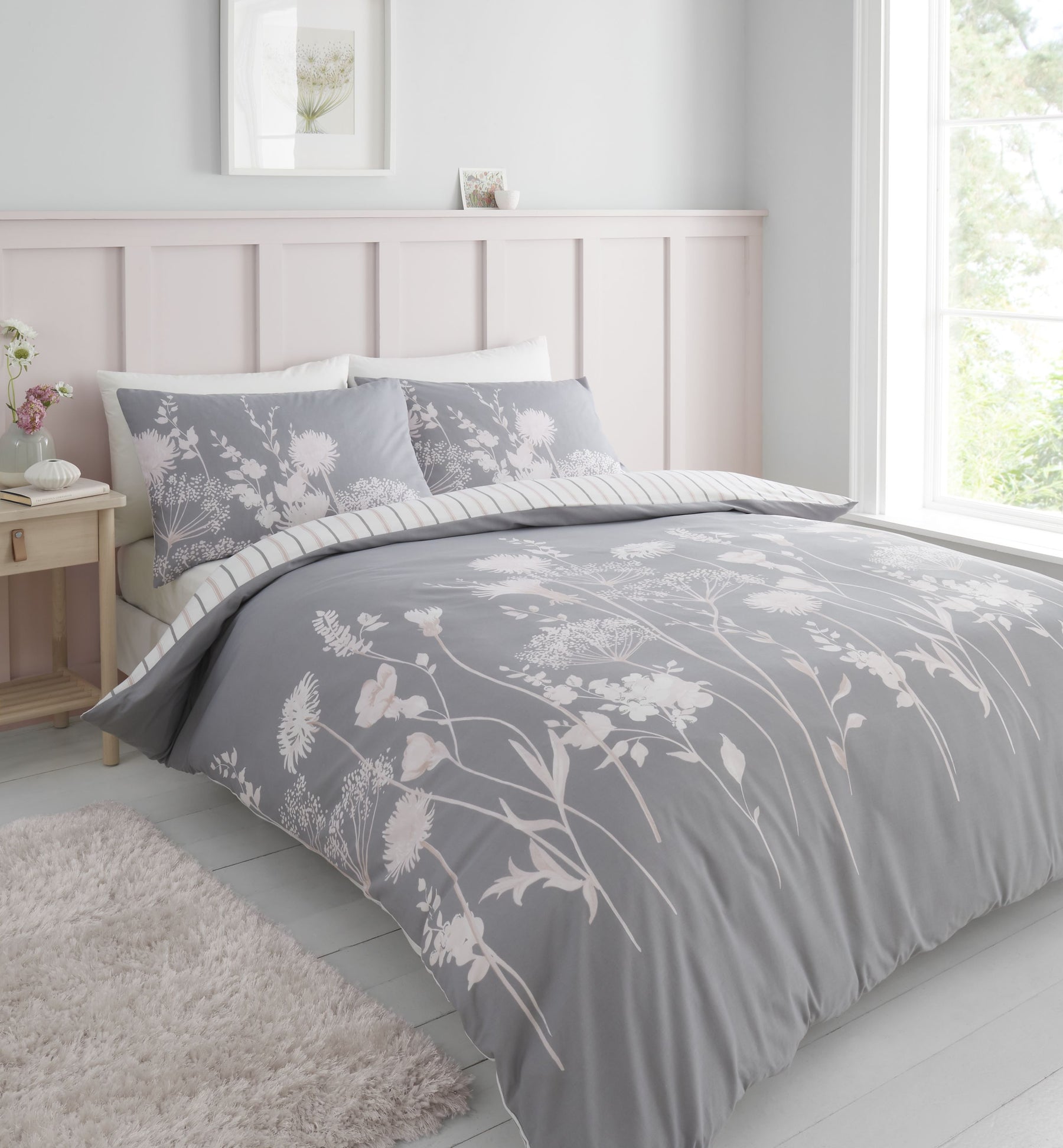 Catherine Lansfield Meadowsweet Floral Duvet Cover Bedding Set Pink Grey
