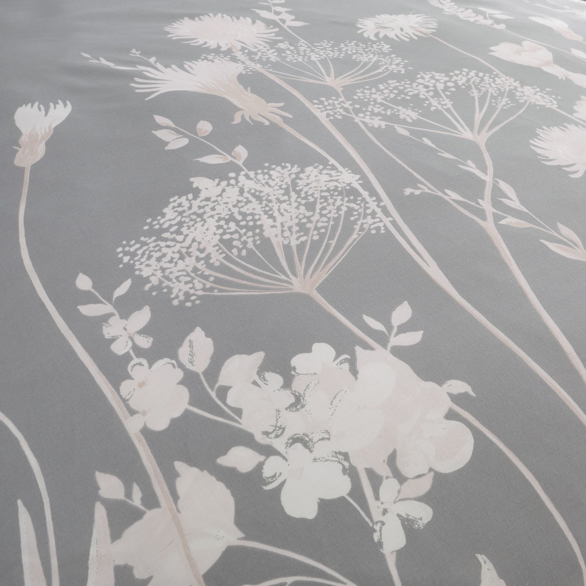 Catherine Lansfield Meadowsweet Floral Duvet Cover Bedding Set Pink Grey