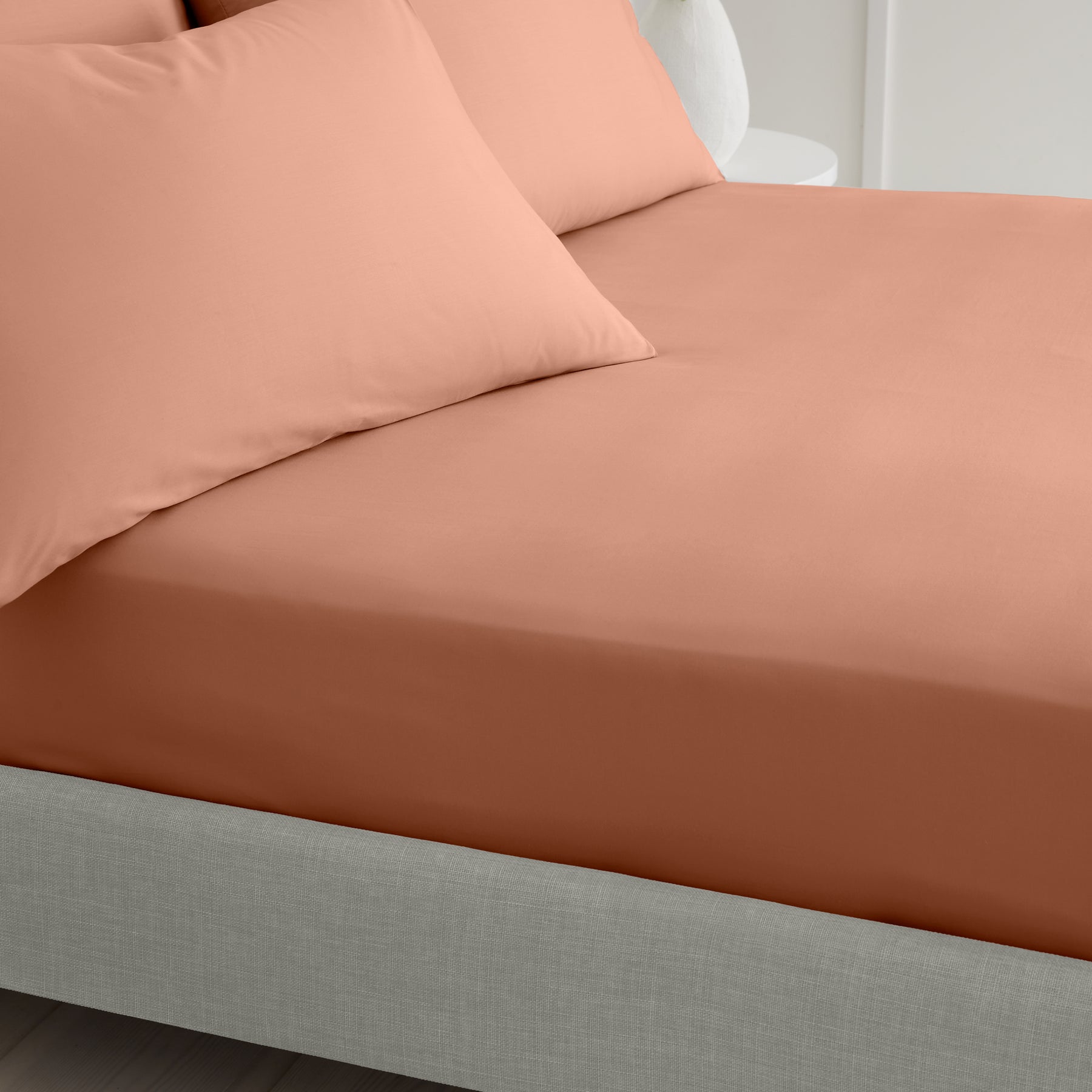 Bianca 200 Thread Count Cotton Percale Extra Deep Bed Linen Fitted Sheet Clay