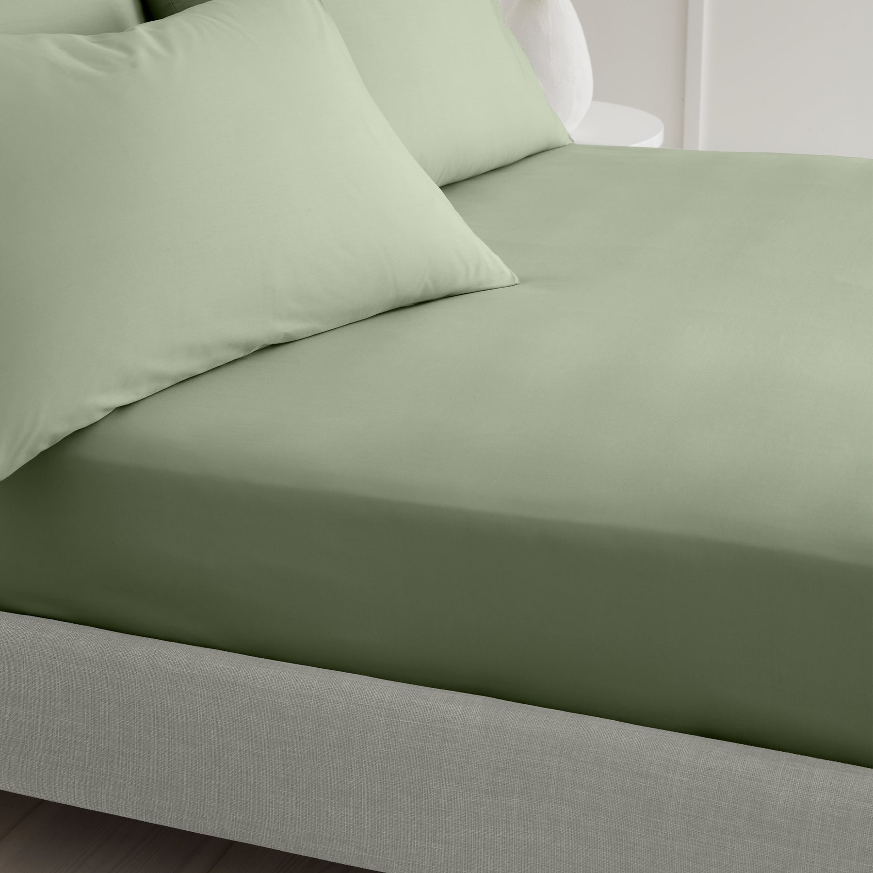 Bianca 200 Thread Count Cotton Percale Extra Deep Bed Linen Fitted Sheet Sage