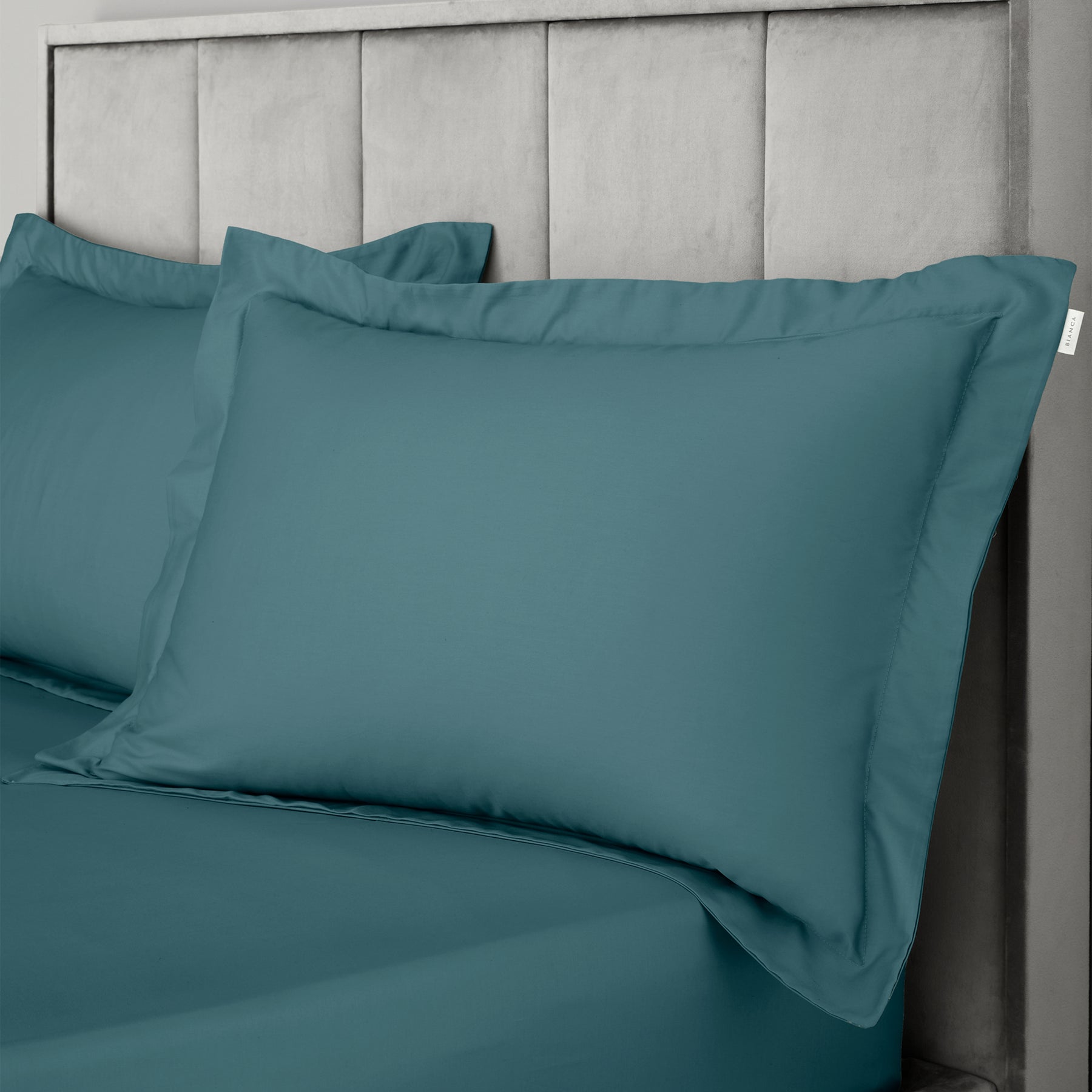 Bianca 400 Thread Count Cotton Sateen Pair of Oxford Pillowcases Teal