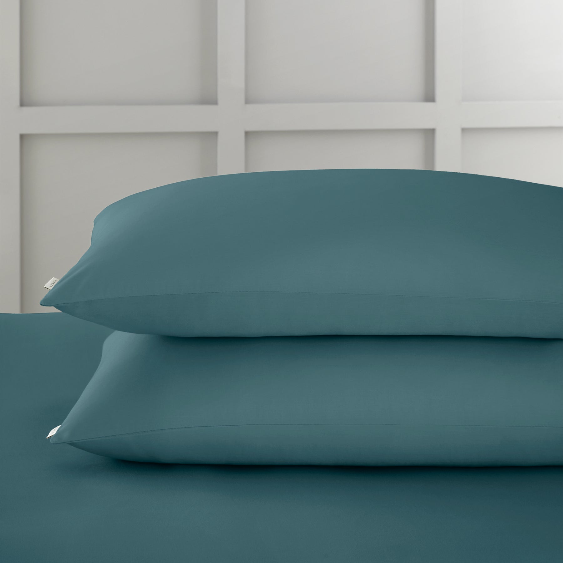 Bianca 400 Thread Count Cotton Sateen Pair of Housewife Pillowcases Teal