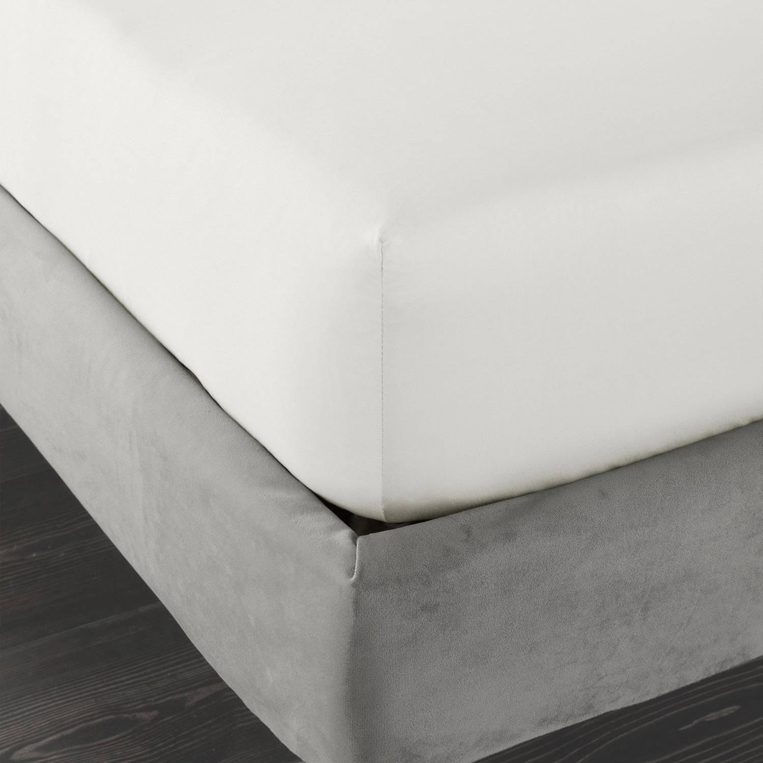 Bianca 400 Thread Count Cotton Sateen Bed Linen Fitted Sheet Ivory