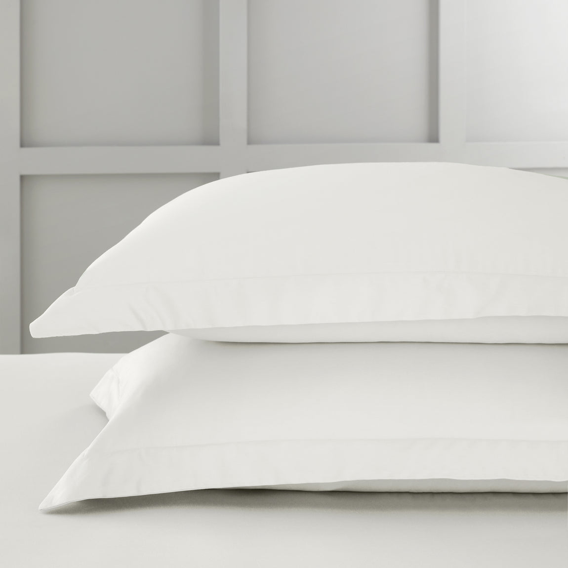 Bianca 400 Thread Count Cotton Sateen Pair of Oxford Pillowcases Ivory
