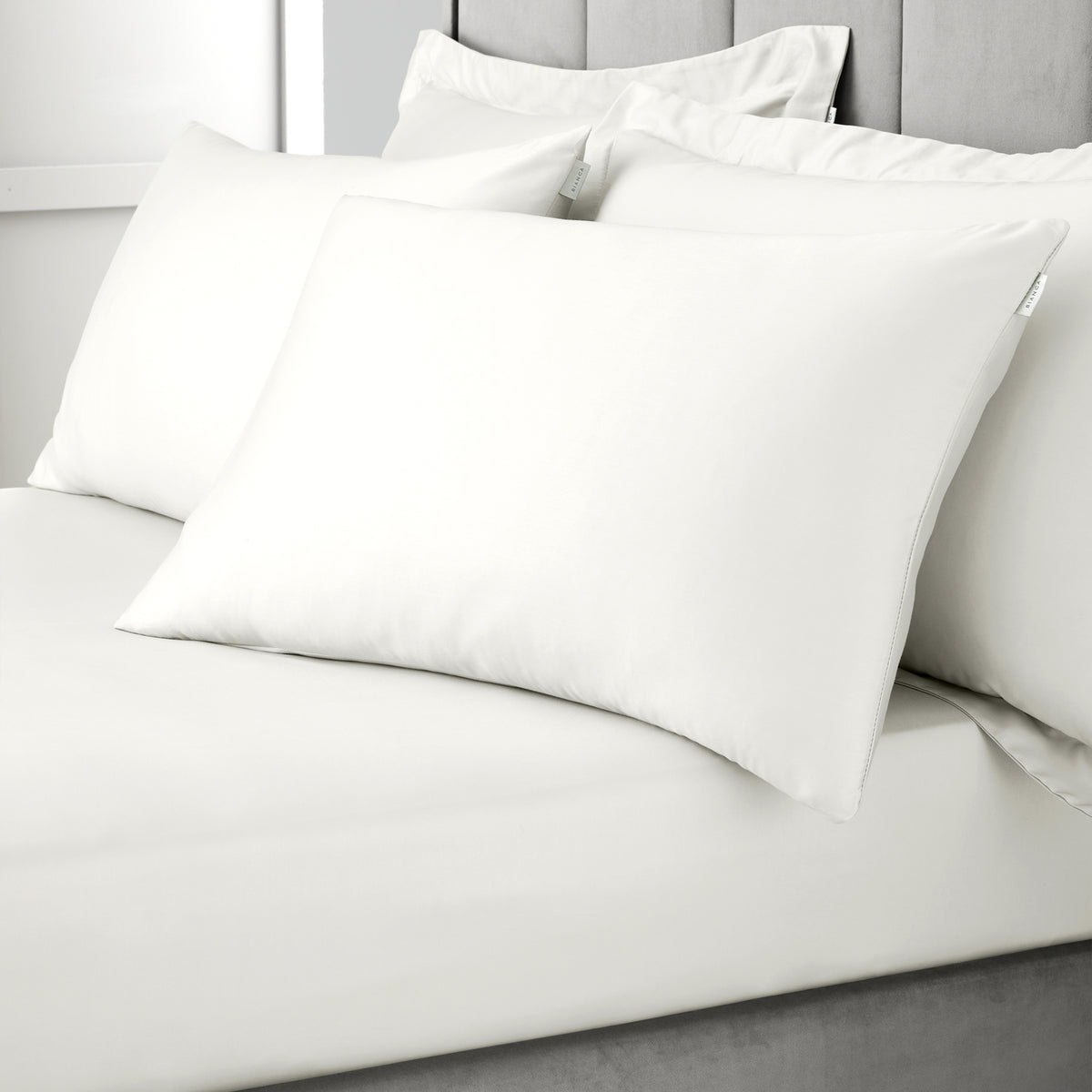 Bianca 400 Thread Count Cotton Sateen Bed Linen Fitted Sheet Ivory