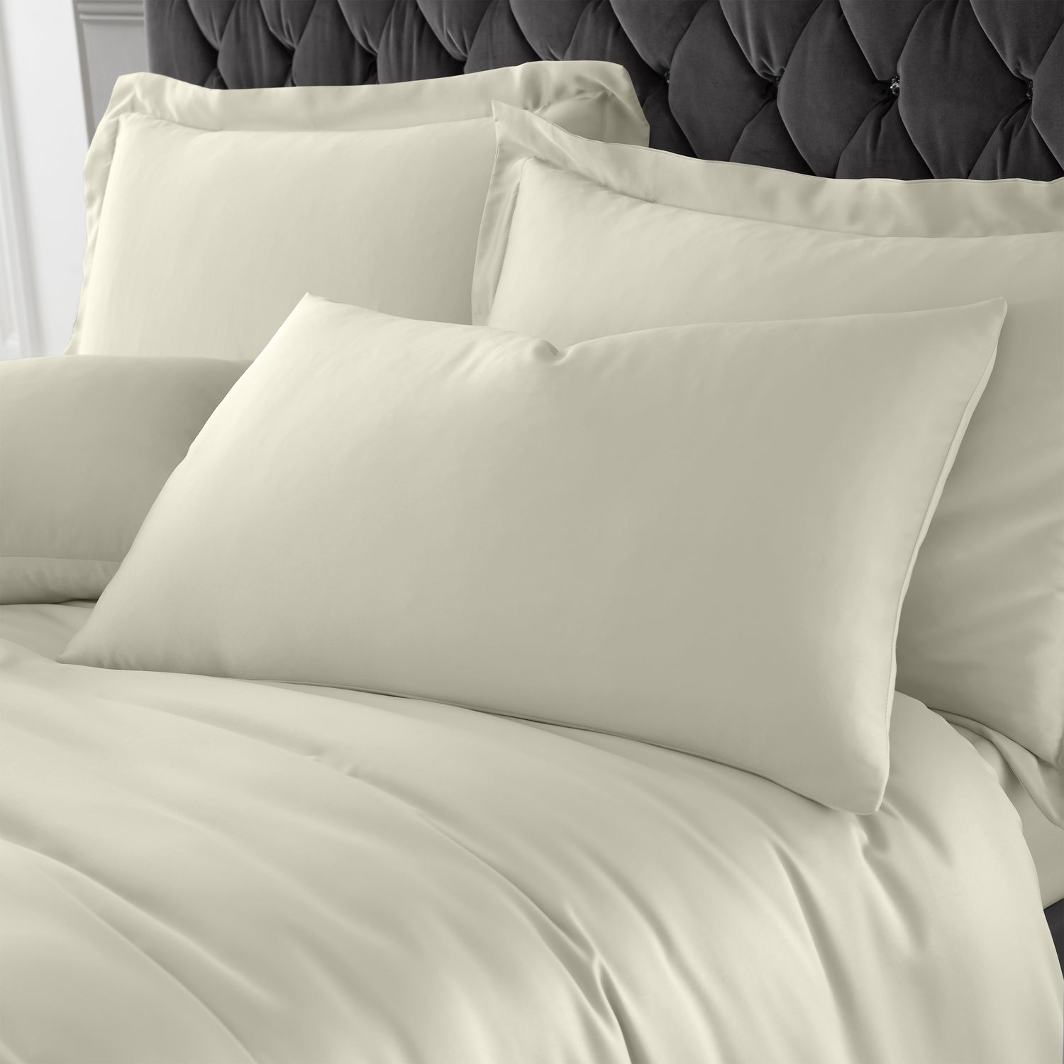 Catherine Lansfield Silky Soft Satin Pair of Houseife Pillowcases Champagne