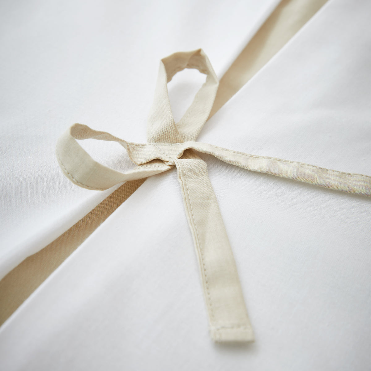 Catherine Lansfield Milo Bow Duvet Cover Bedding Set Natural