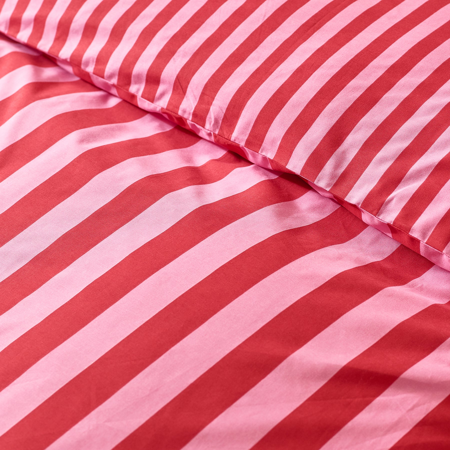 Sassy B Stripe Tease Duvet Cover Bedding Set Red