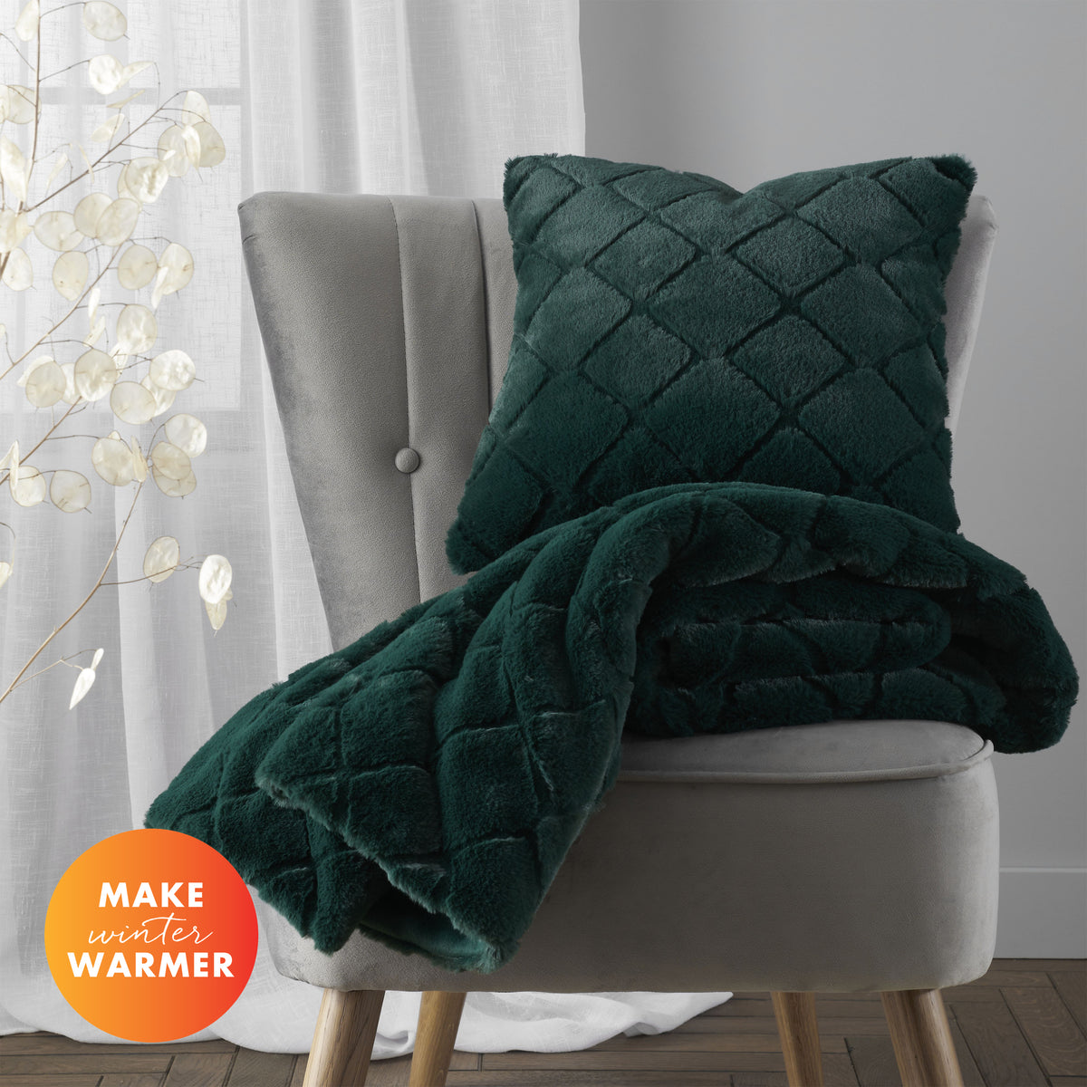 Catherine Lansfield Cosy Diamond Faux Fur 130cmx170cm Throw Bottle Green