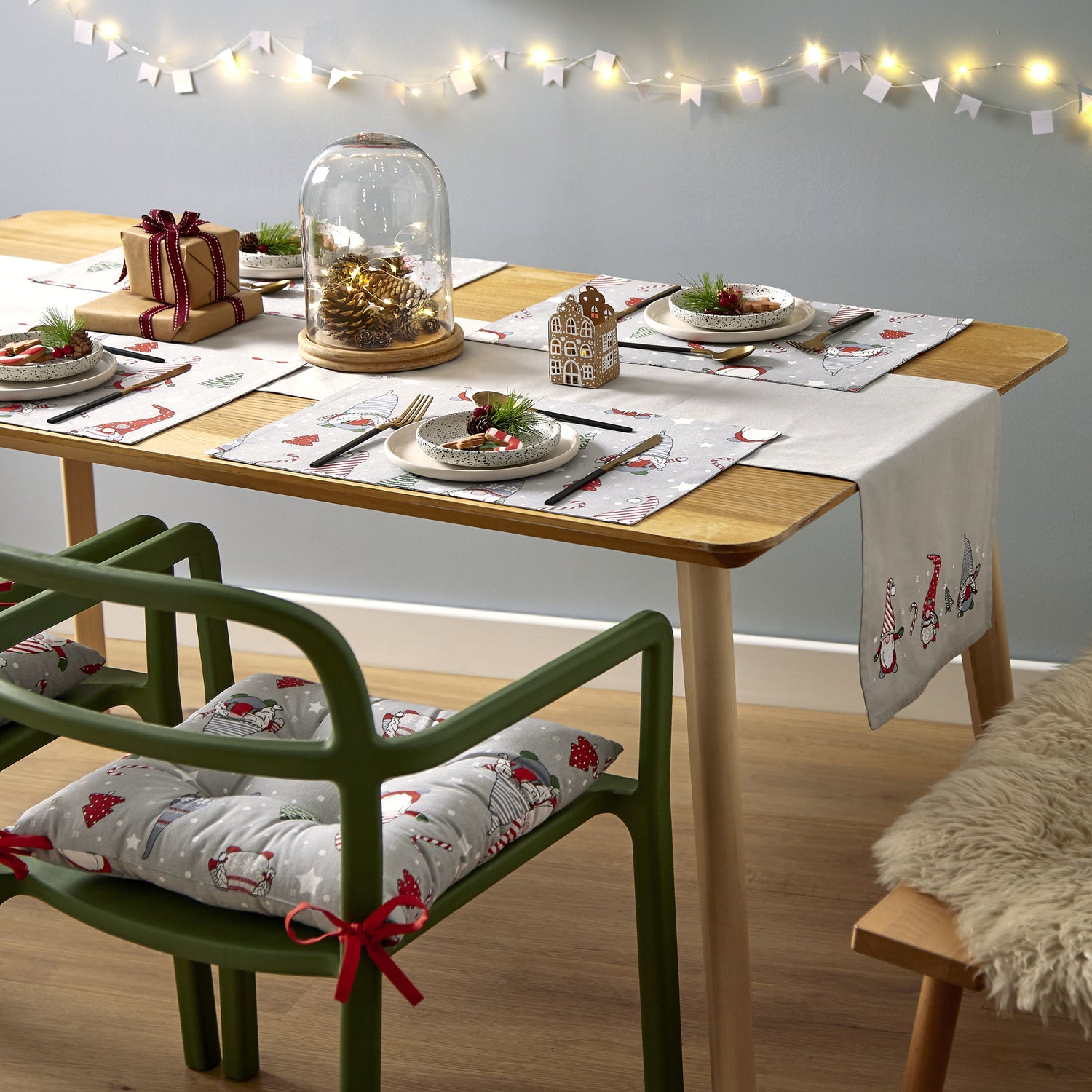 Catherine Lansfield Dining Christmas Gnomes Cotton 30cm x 220cm Runner Red