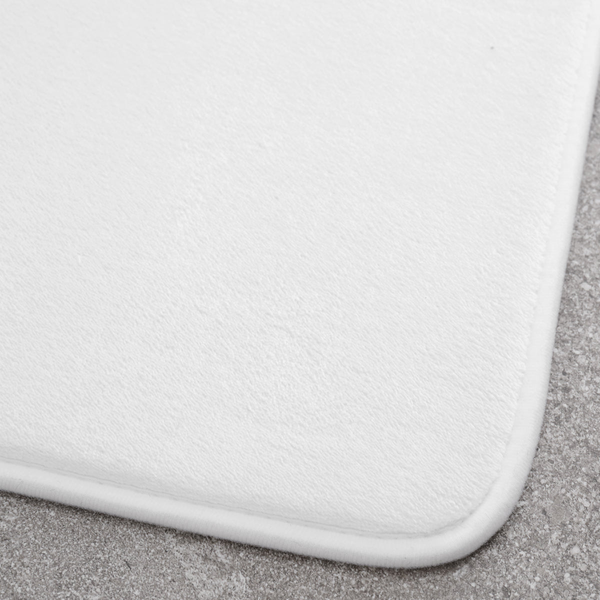 Catherine Lansfield Anti Bacterial Memory Foam Bath Mat and Pedestal Mat White