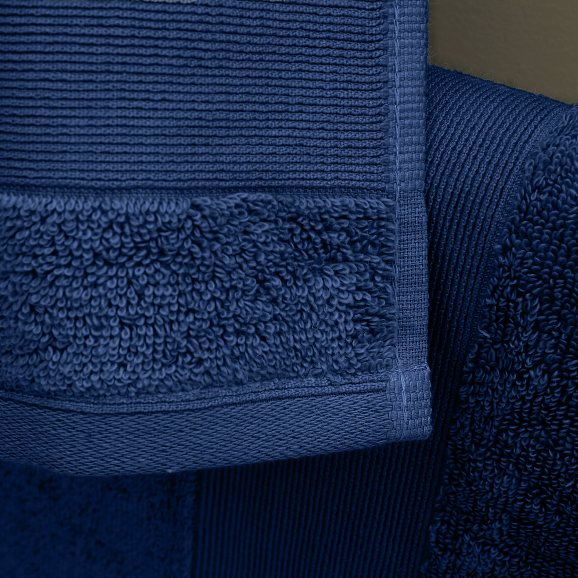 Catherine Lansfield Anti Bacterial Two Bath Sheet Towels Navy