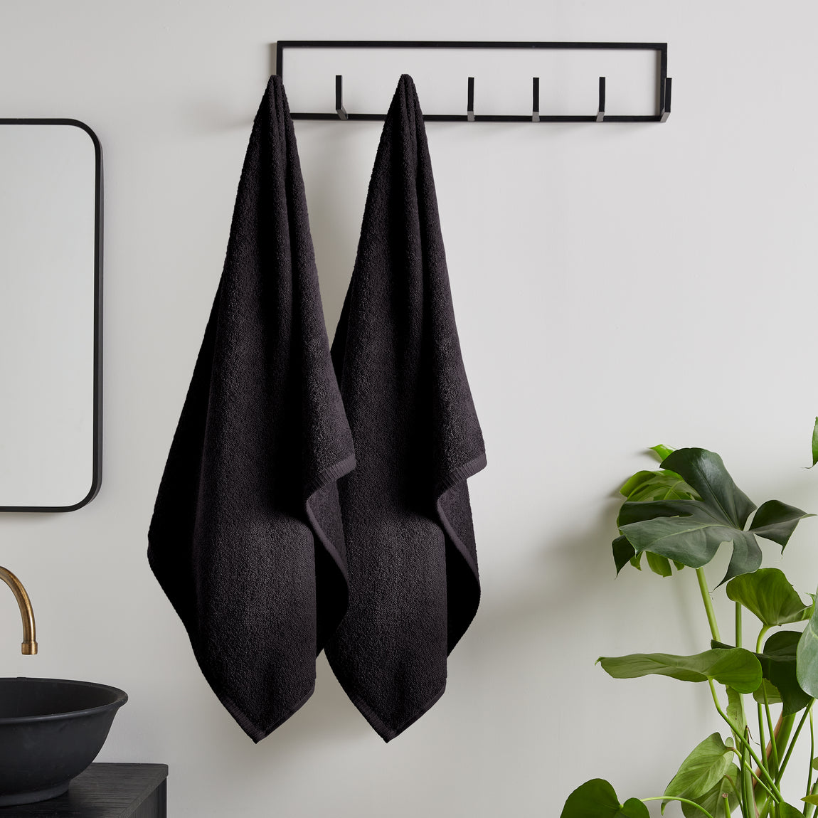 Catherine Lansfield Quick Dry Two Bath Sheet Towels Black