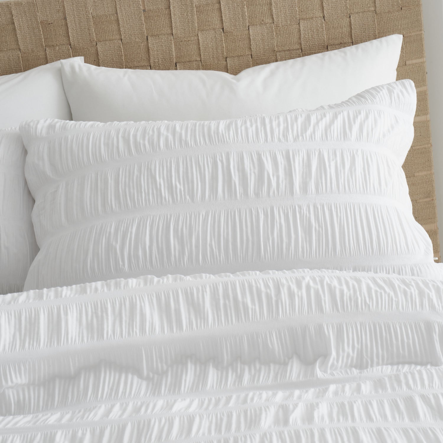 Catherine Lansfield Seersucker Duvet Cover Bedding Set White