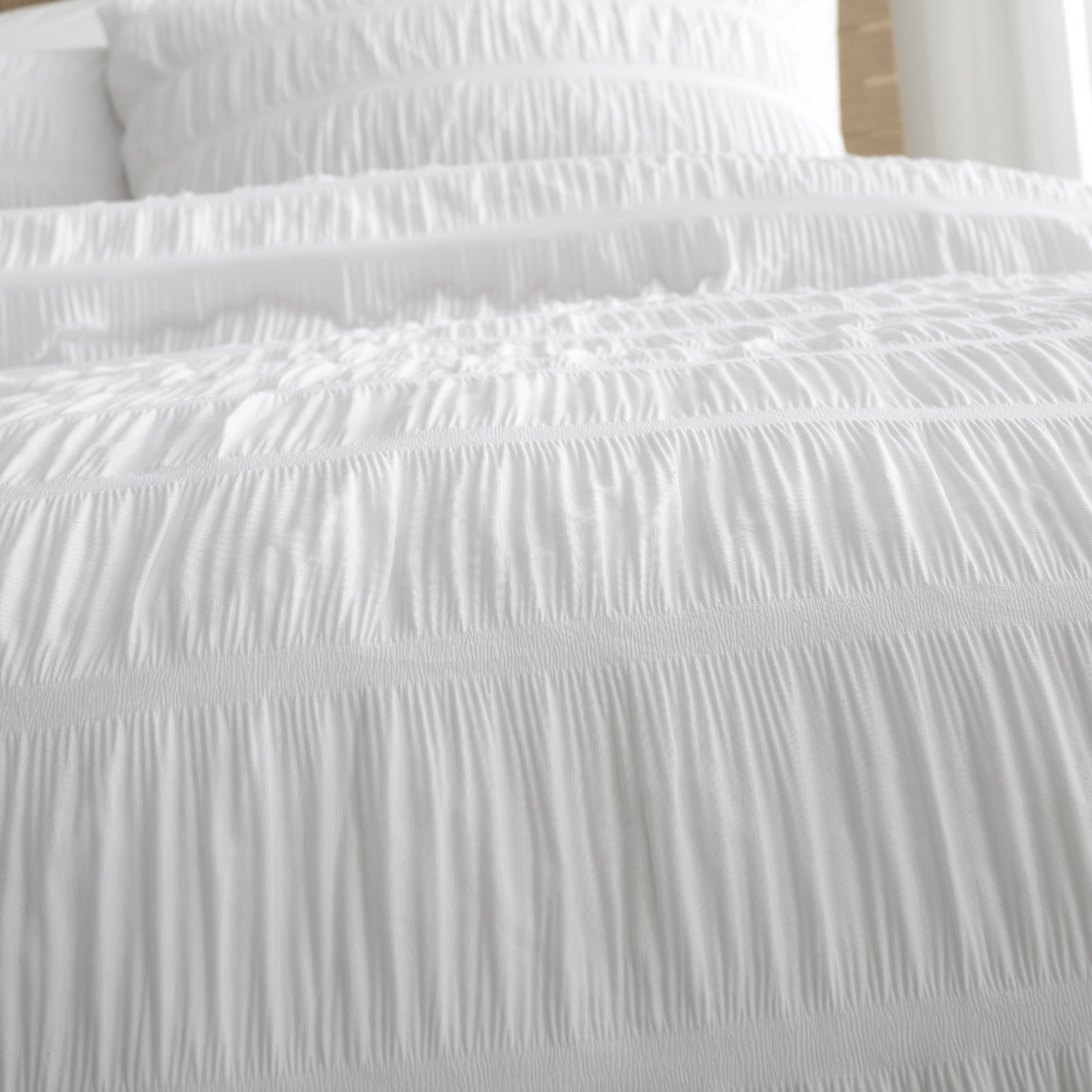 Catherine Lansfield Seersucker Duvet Cover Bedding Set White