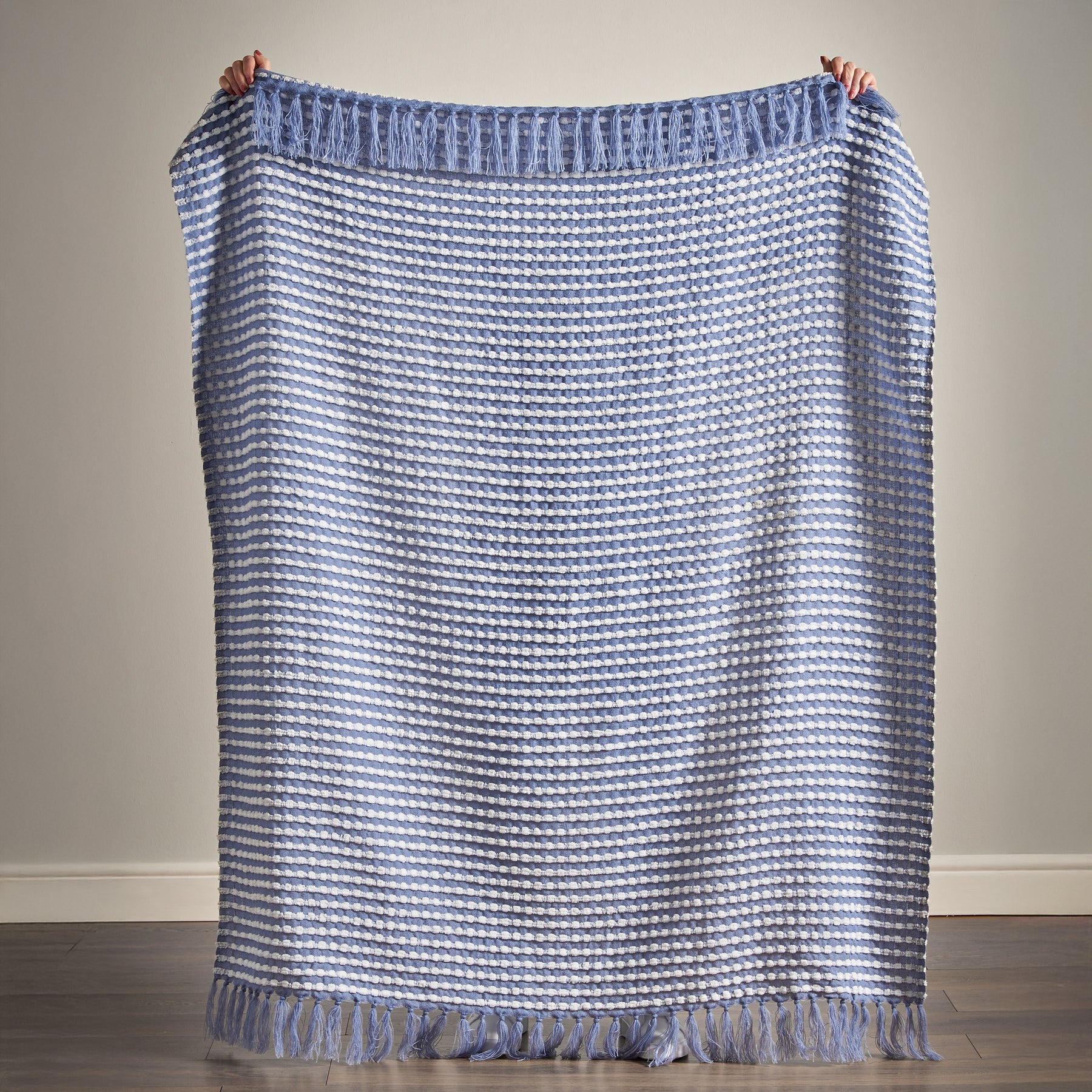 Catherine Lansfield Stab Stitch 125cm x 150cm Tassel Throw Blue