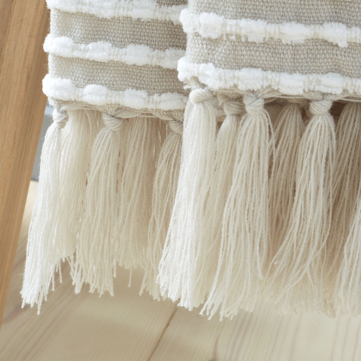Catherine Lansfield Stab Stitch 125cm x 150cm Tassel Throw Neutral