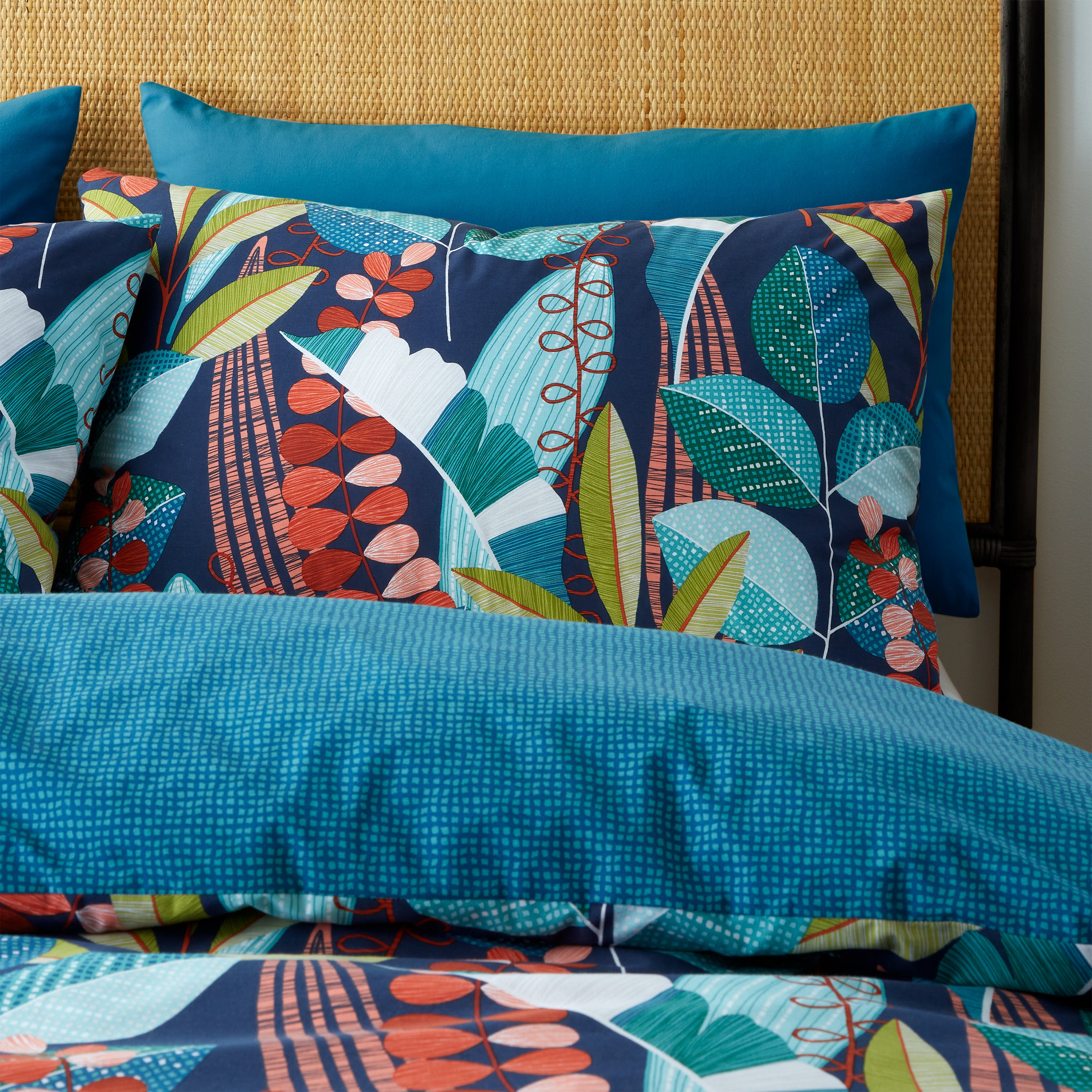 Green Catherine Lansfield Botanical Leaves Duvet Cover Bedding Set Terrys