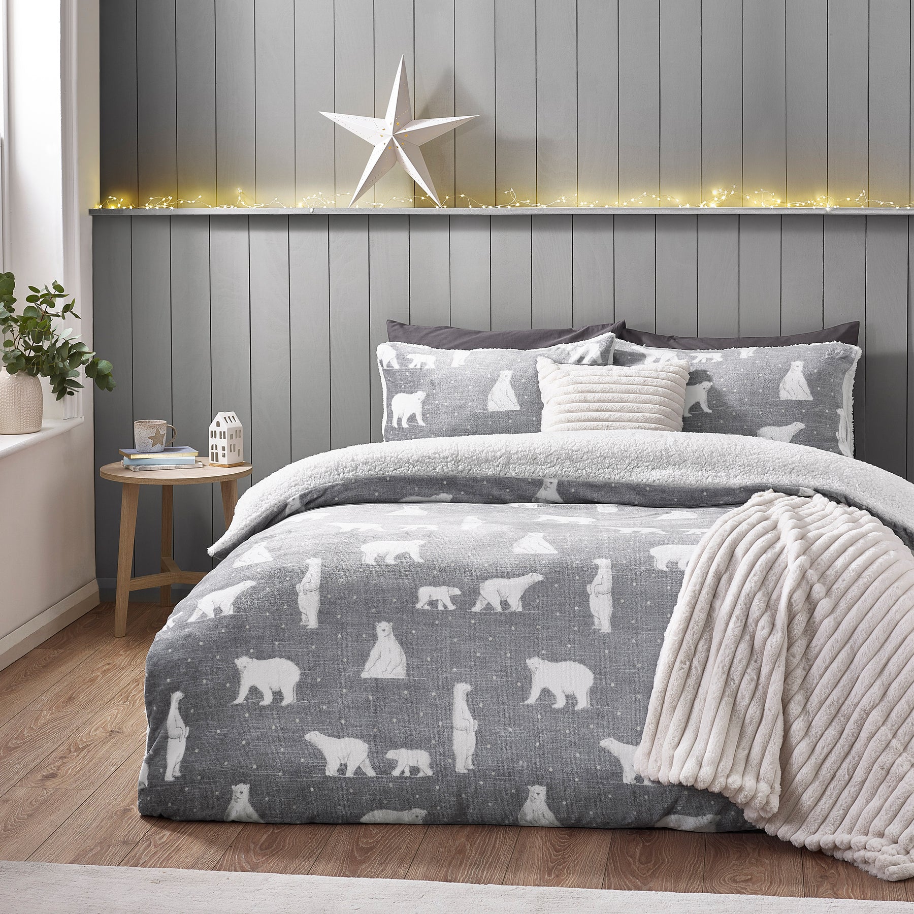 Catherine Lansfield Cosy Polar Bear Duvet Cover Bedding Set Grey