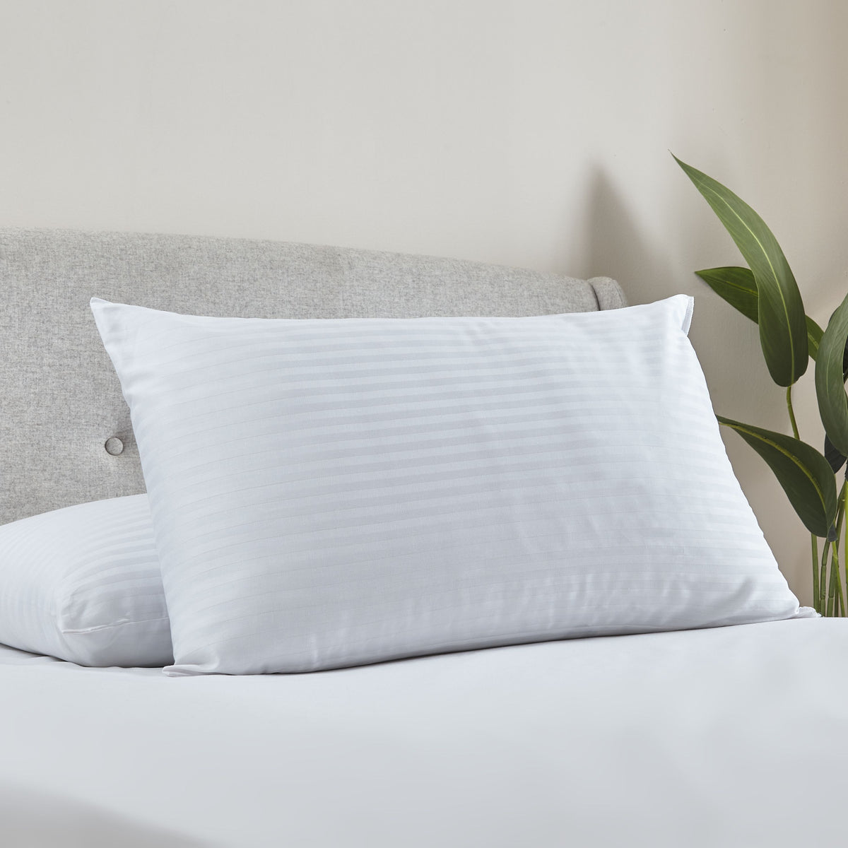 Catherine Lansfield 200TC Hotel Satin Stripe Cotton 48cm x 74cm Pillow White