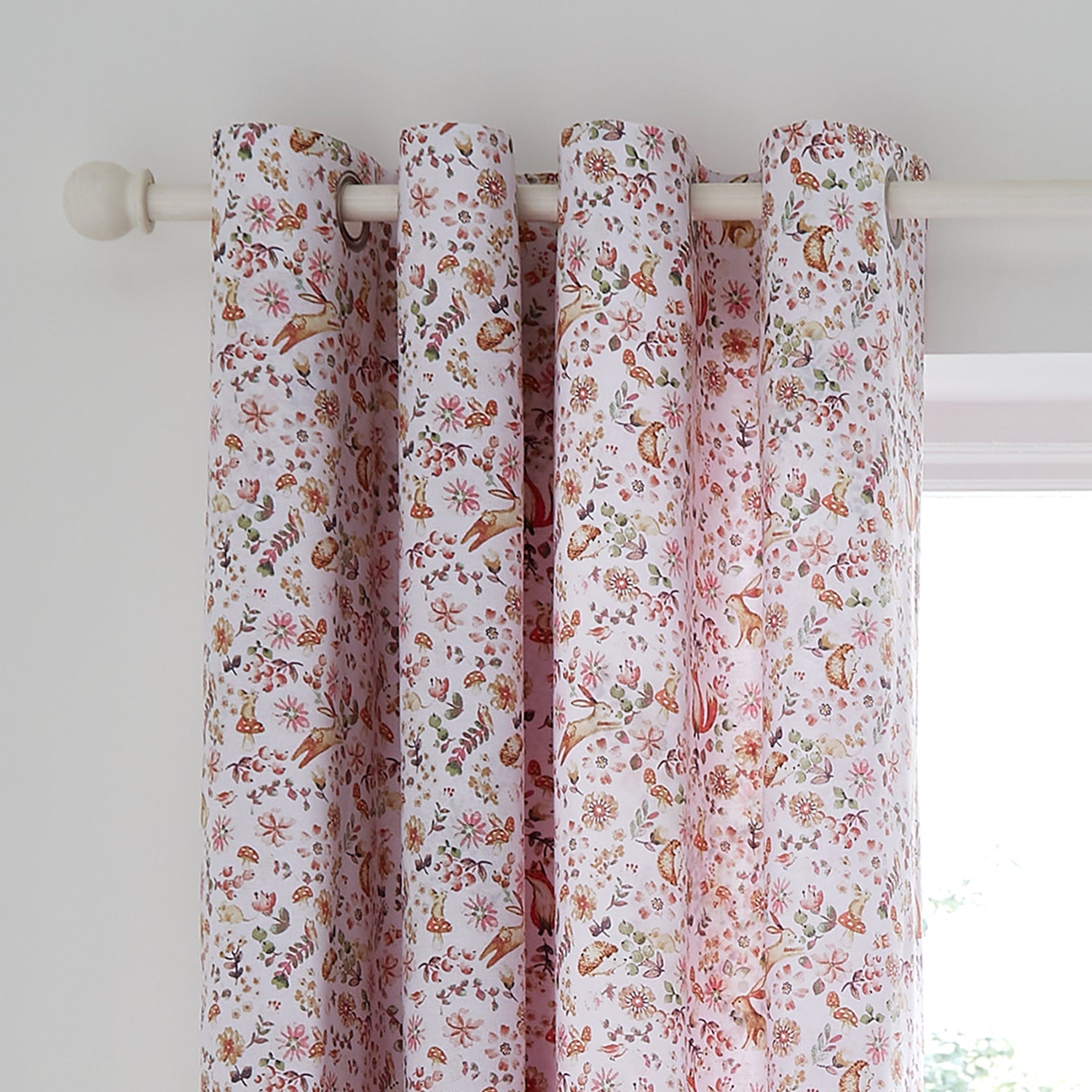 Catherine Lansfield Enchanted Butterfly Fully 66x72 Ready Made Eyelet Curtains Pink