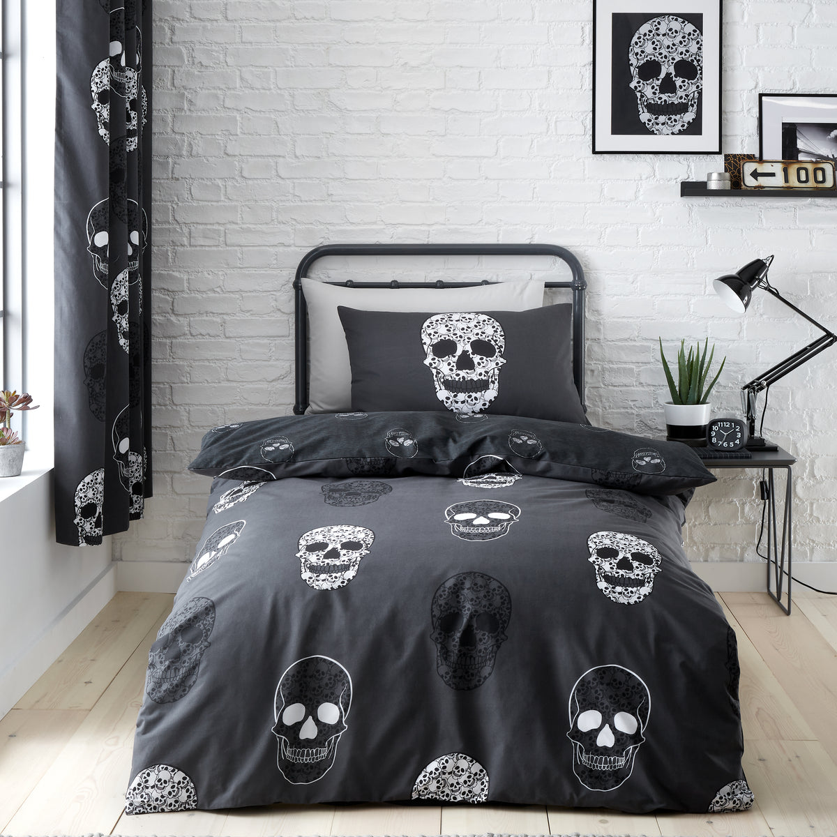 Catherine Lansfield Skulls Childrens Bedding Grey