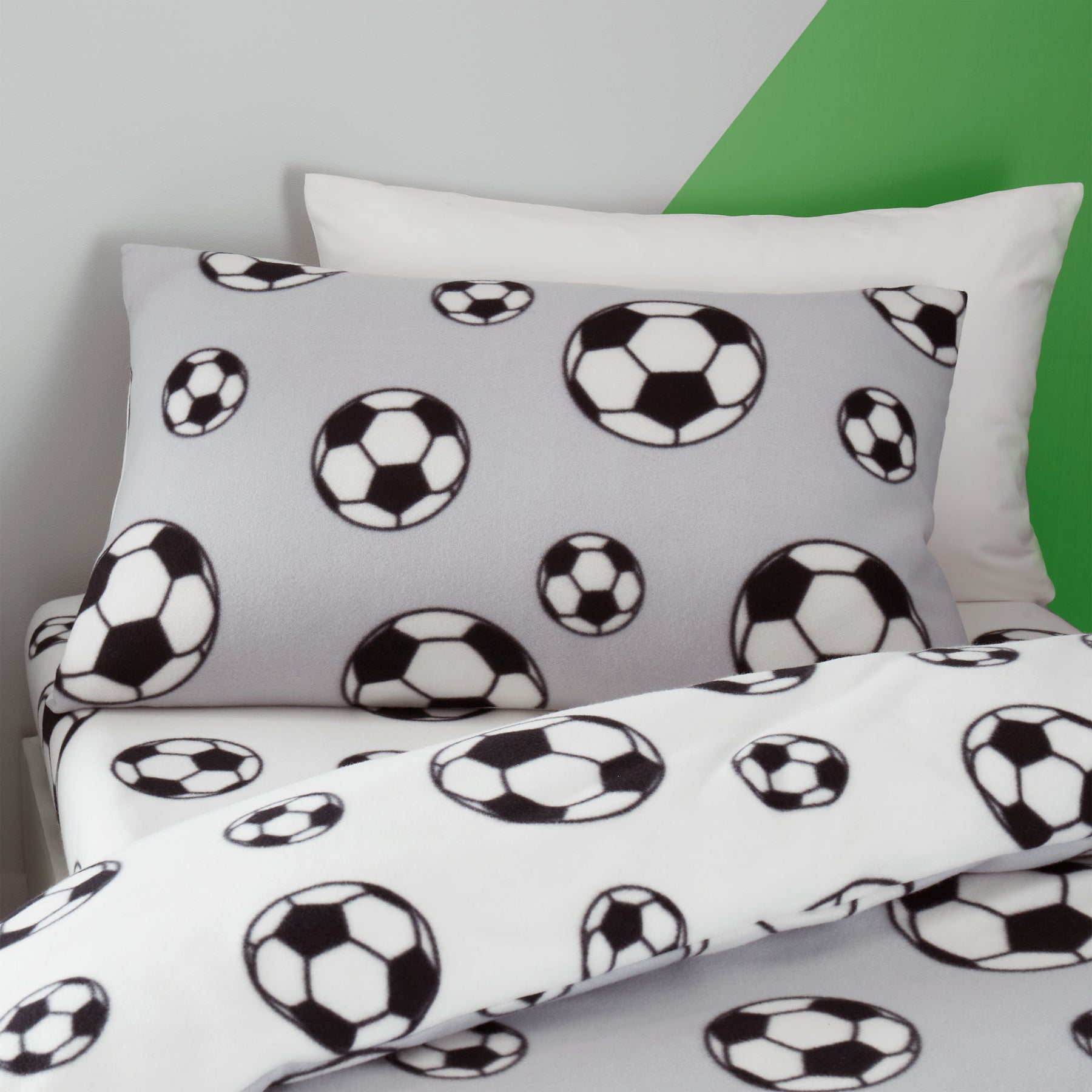 CATHERINE LANSFIELD SINGLE DUVET SET & CURTAINS AVAILABLE IN RED & BLUE FREE P+P CATHERINE LANSFIELD SINGLE DUVET SET & CURTAINS AVAILABLE IN RED & BLUE FREE P+P