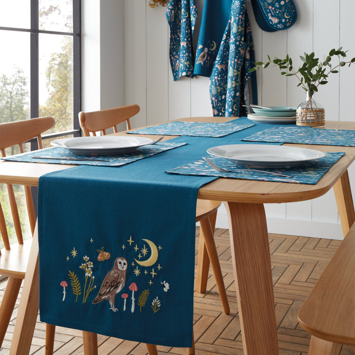 Catherine Lansfield Enchanted Twilight Placemat Navy