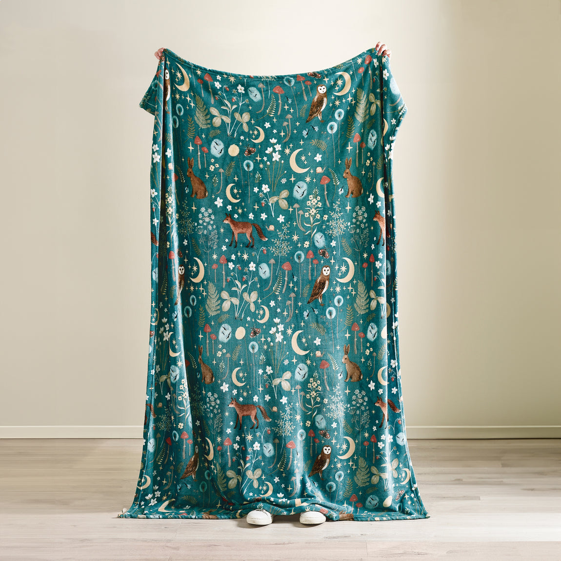 Catherine Lansfield Enchanted Twilight 130cm x 170cm Throw Forest Green